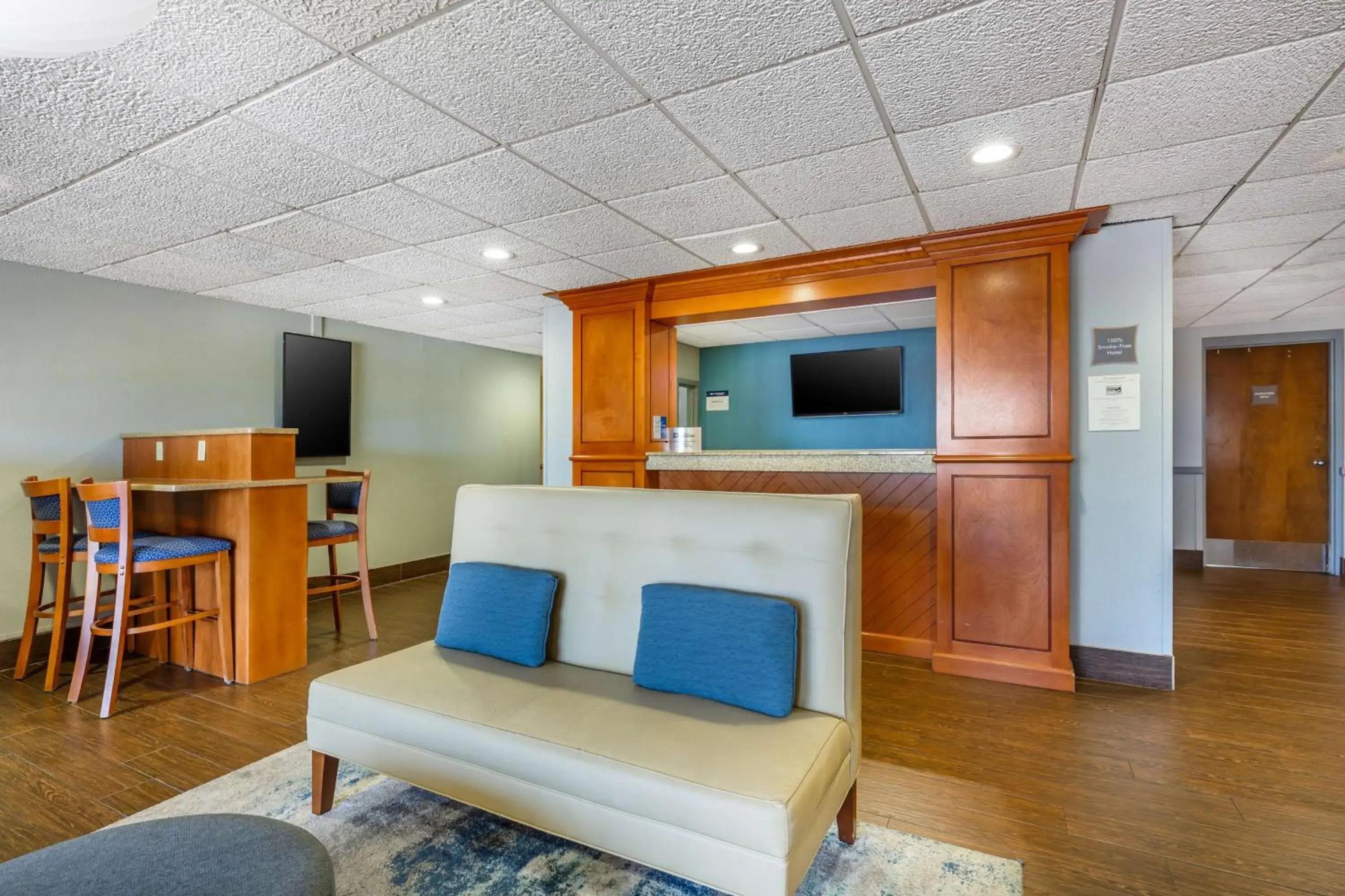 Lobby or reception in Best Western Port Clinton Lobby or reception in Best Western Port Clinton