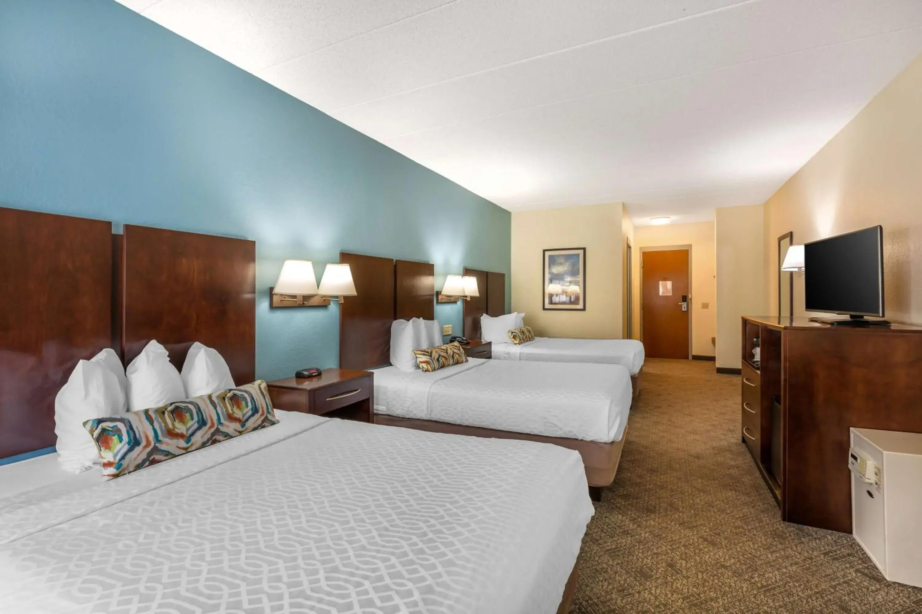 Bedroom, Bed in Best Western Port Clinton Bedroom, Bed in Best Western Port Clinton