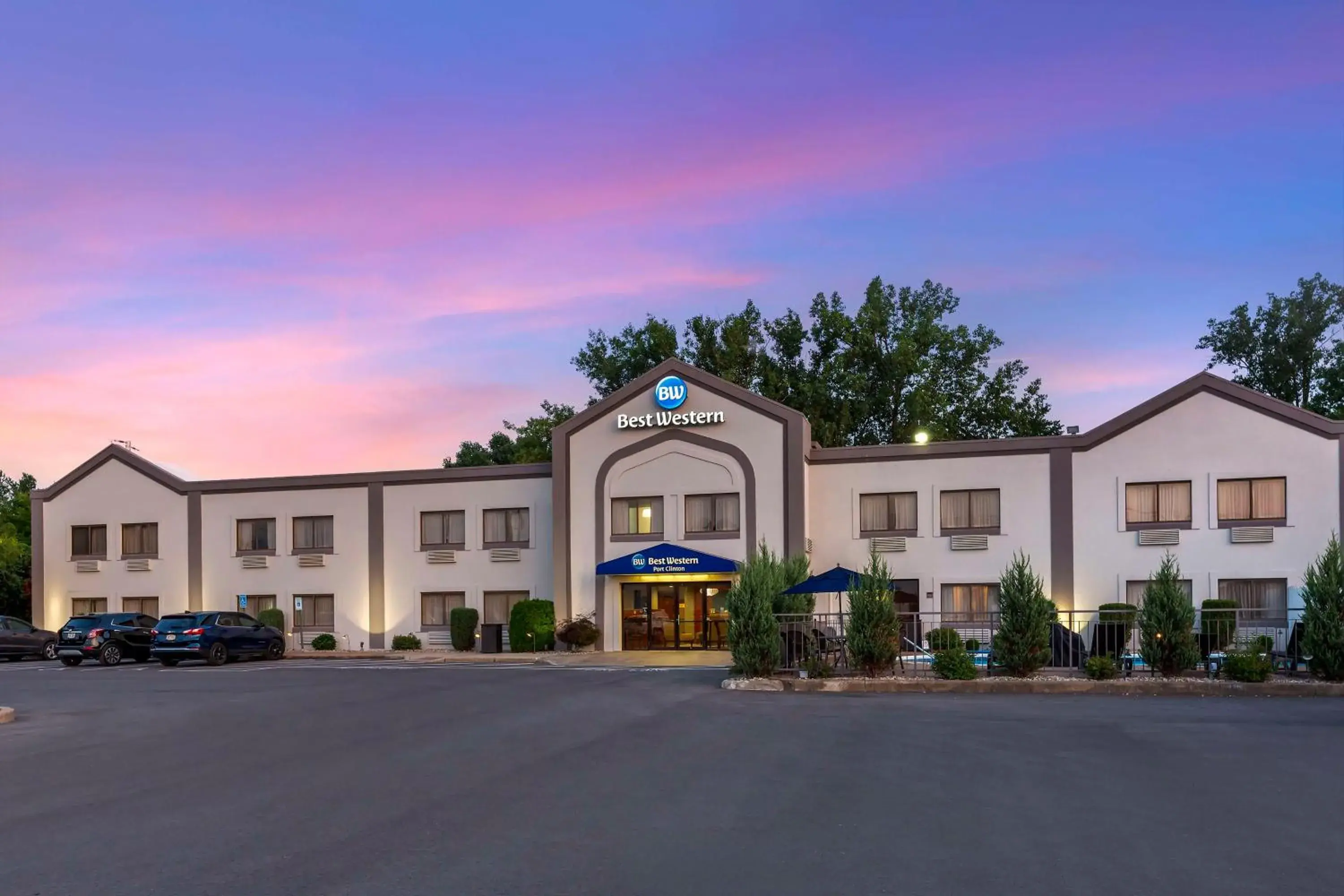 Property building in Best Western Port Clinton Property building in Best Western Port Clinton