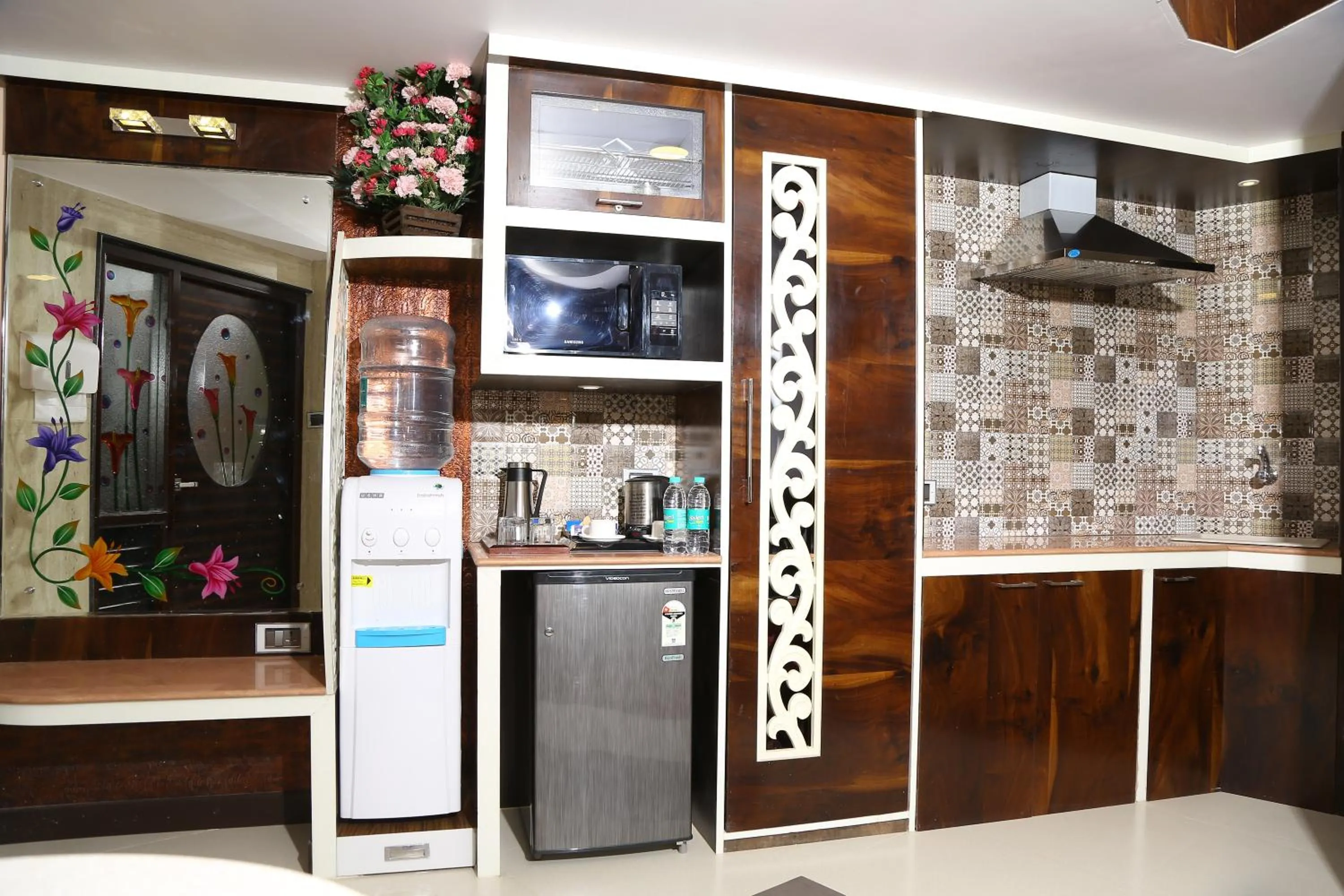 Coffee/tea facilities in Beverly villa