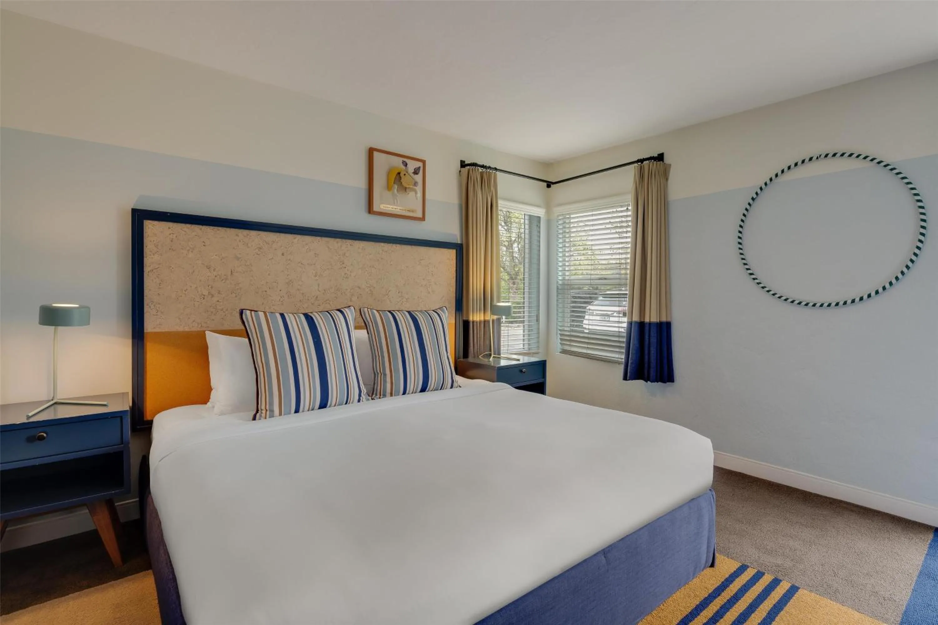 Bedroom, Bed in Calistoga Motor Lodge and Spa