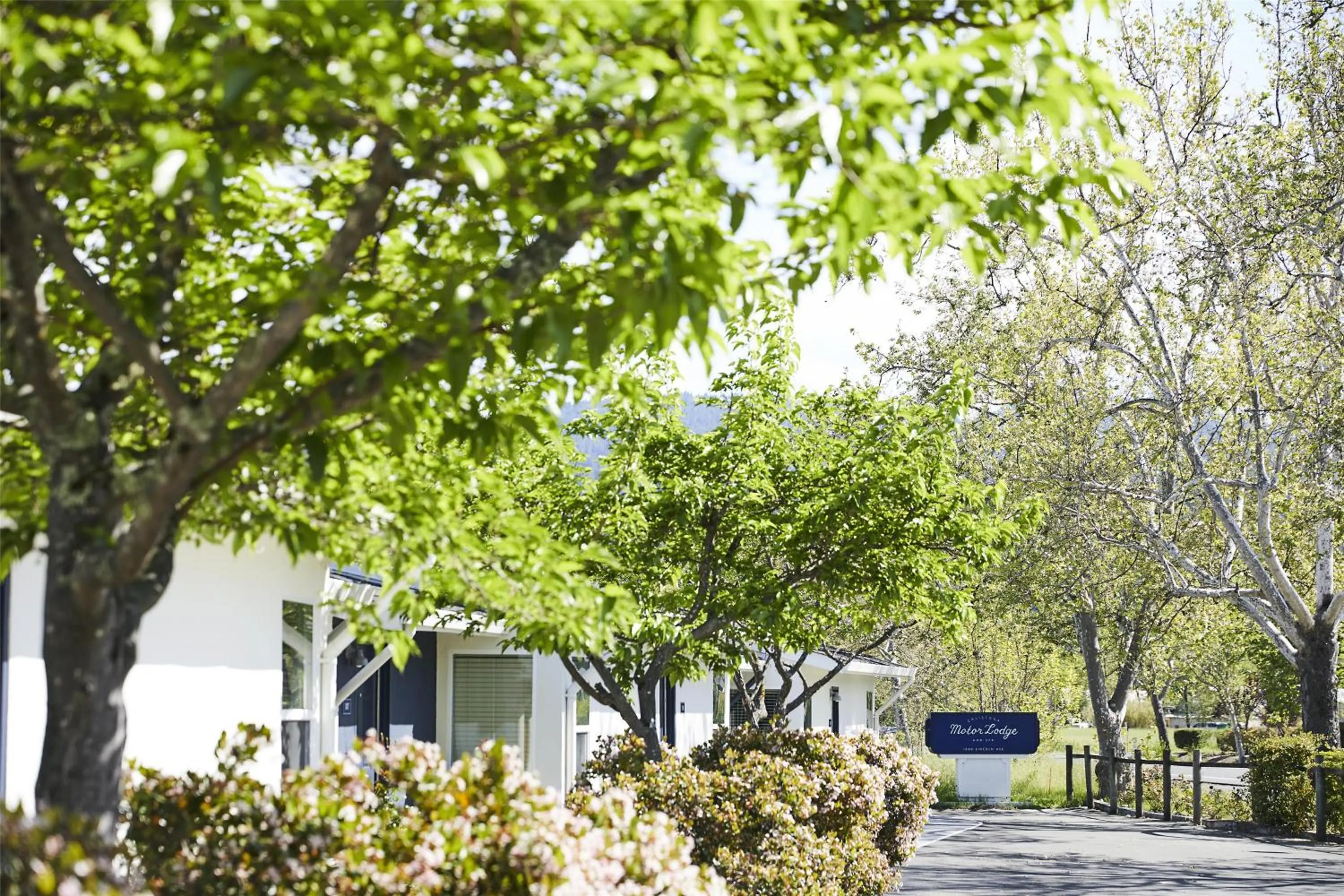 Property building in Calistoga Motor Lodge and Spa