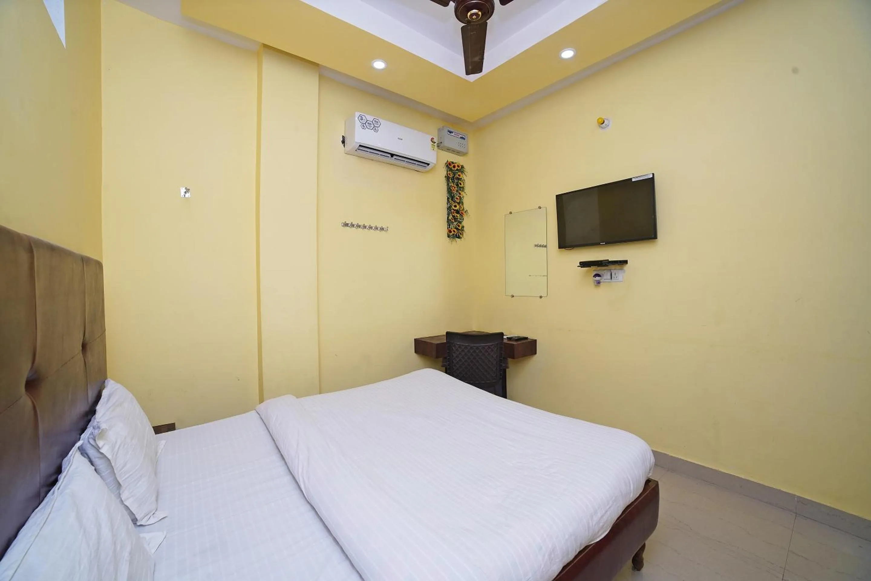 Bedroom, Bed in Hotel O Rama Palace