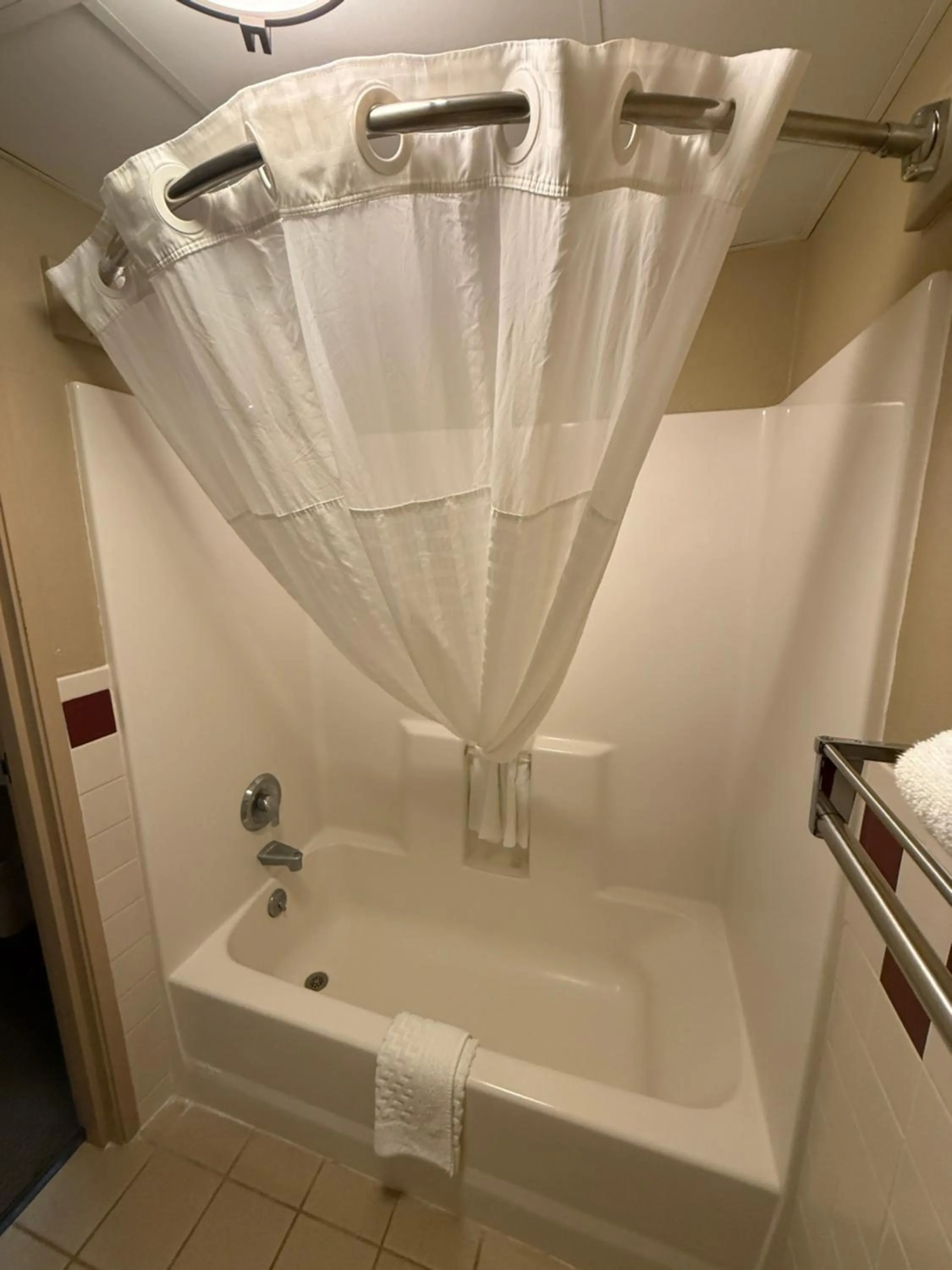 Bathroom in Rodeway Inn Hesston