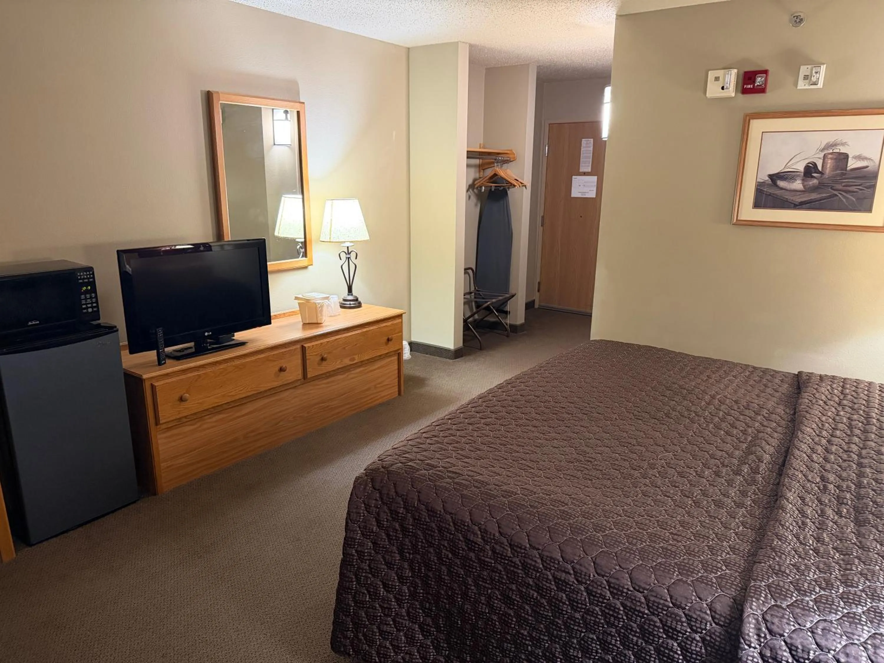 Bed in Rodeway Inn Hesston