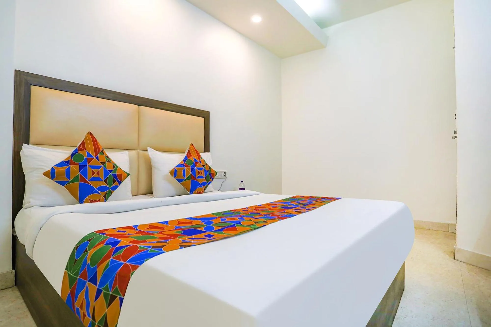 Bed in Via JPM The Grand Bella - Nr Nehru Place Market