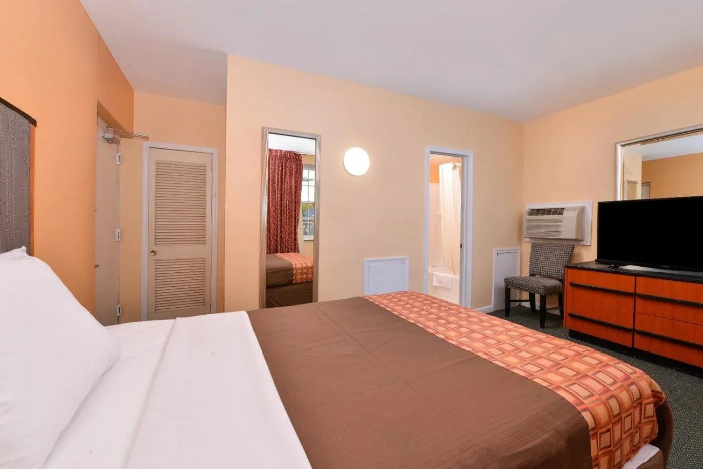 Bed in Media Inn & Suites