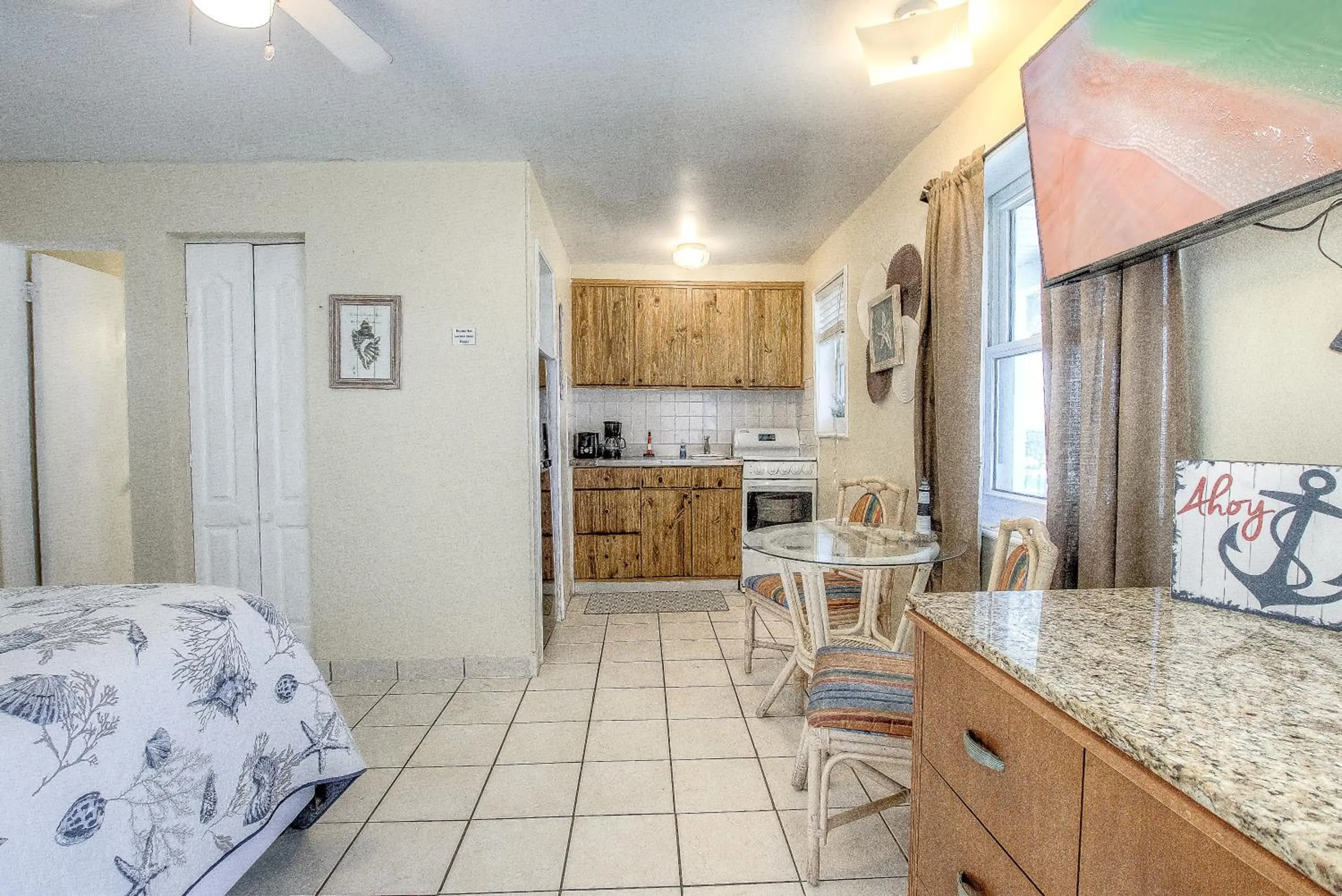 Daytona Shores Inn and Suites