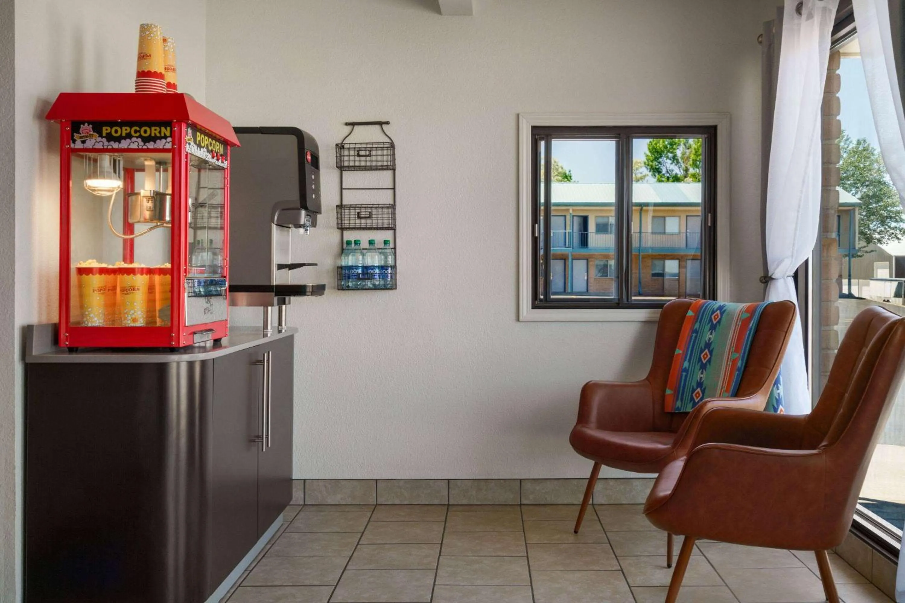 Lobby or reception in Travelodge by Wyndham Wall