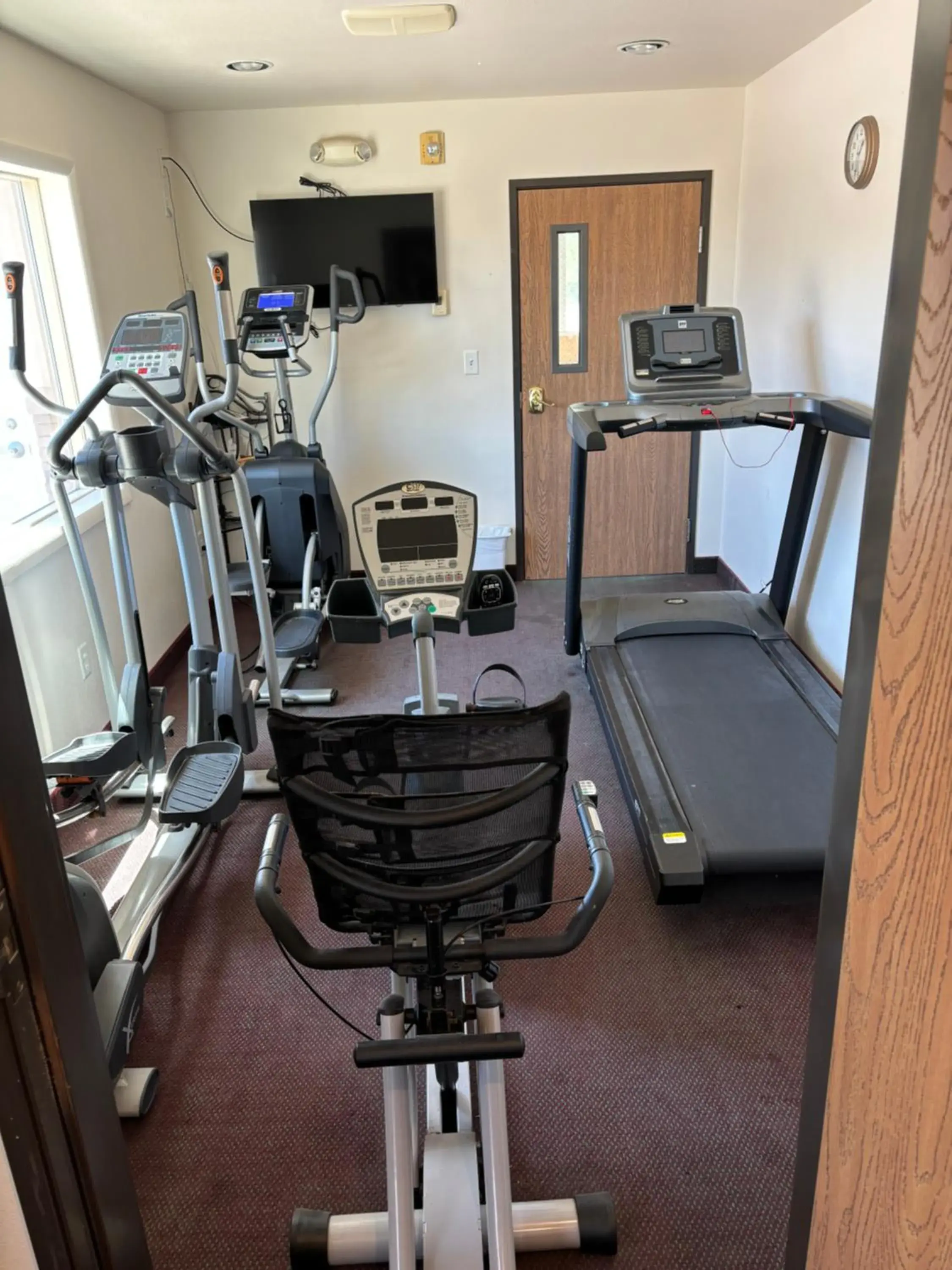 Fitness centre/facilities in Super 8 by Wyndham Rexburg Fitness centre/facilities in Super 8 by Wyndham Rexburg