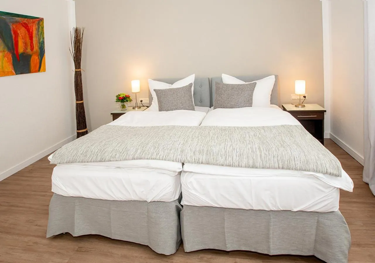 Bed in Gästehaus fliegendes Perlhuhn Borgfeld