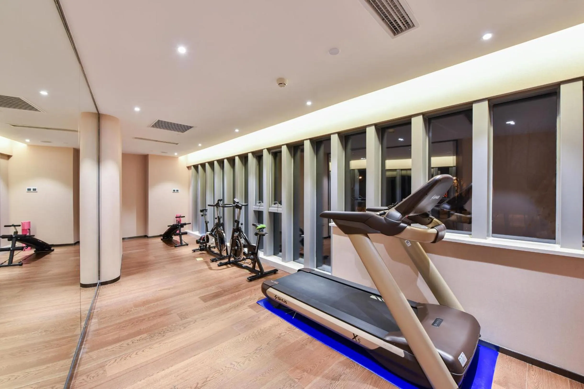 Fitness centre/facilities in Atour Hotel Capital Airport Beijing