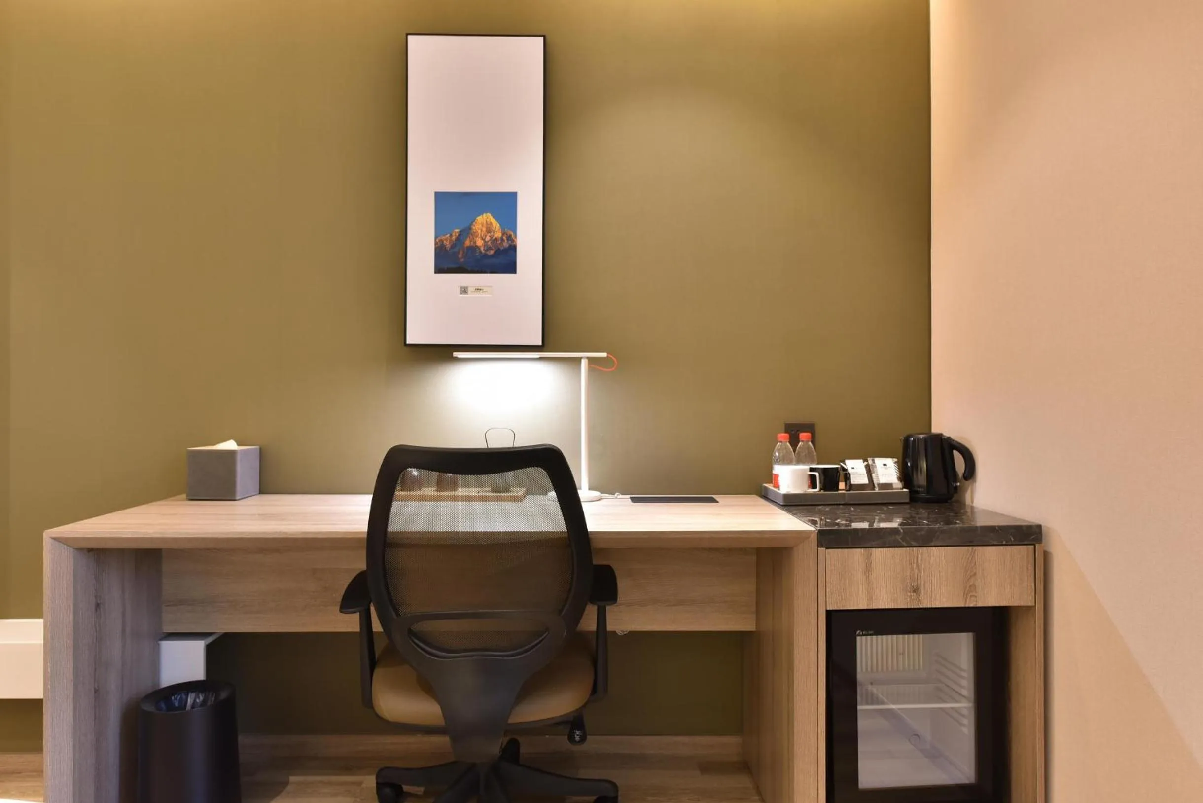 Dining area in Atour Hotel Capital Airport Beijing