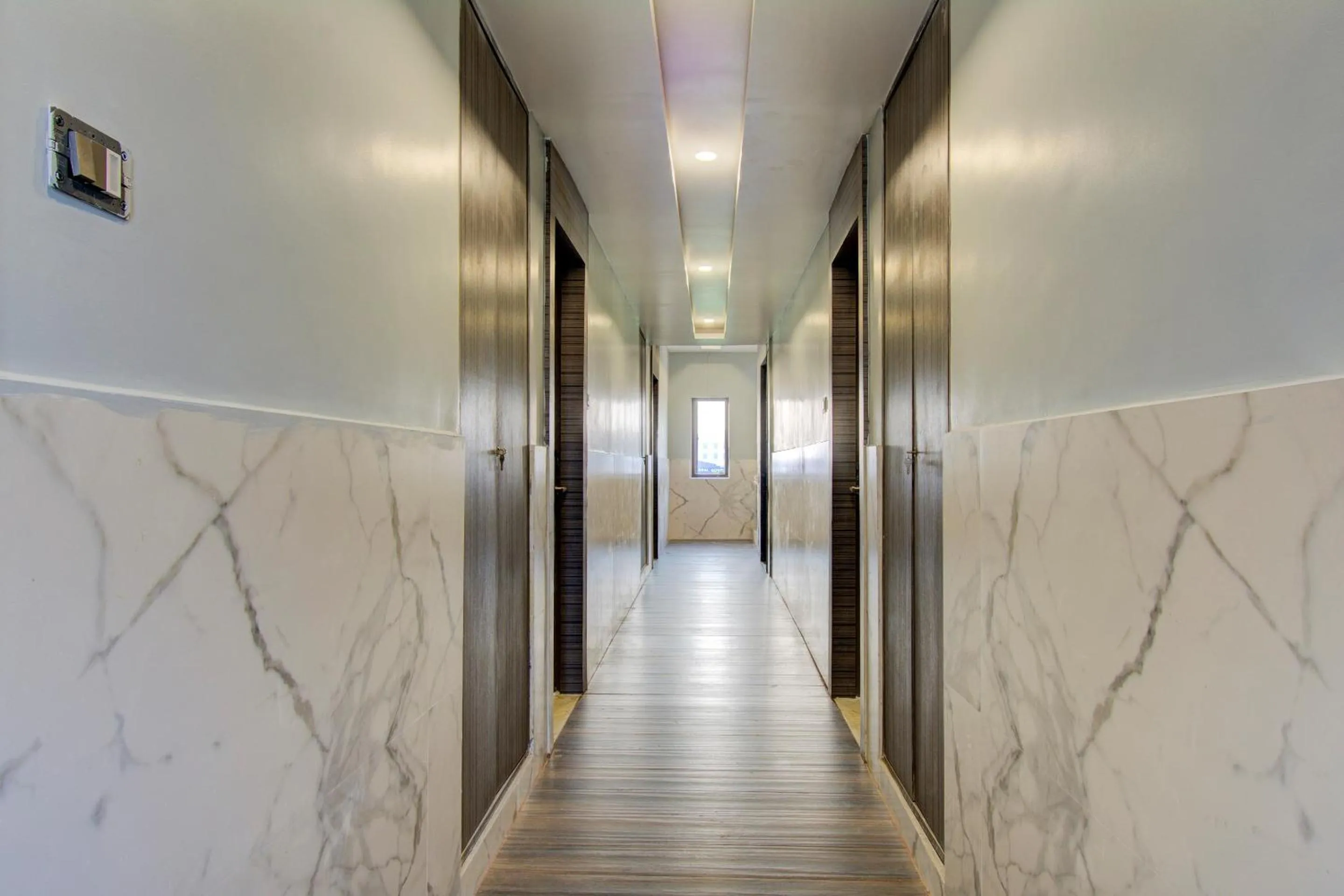 Lobby or reception in Super Capital O V Hotel