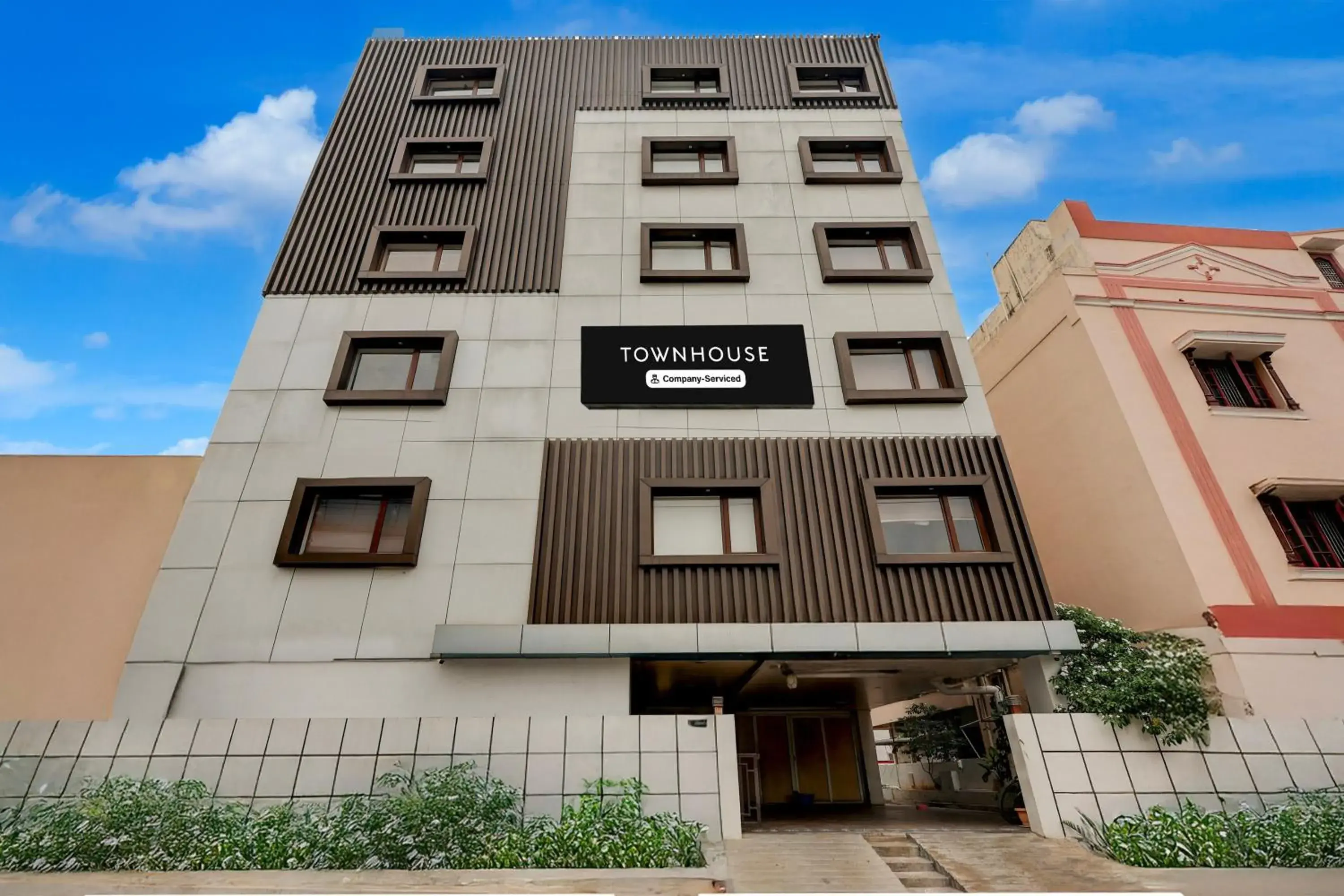 Super Townhouse V Hotel Super Townhouse V Hotel