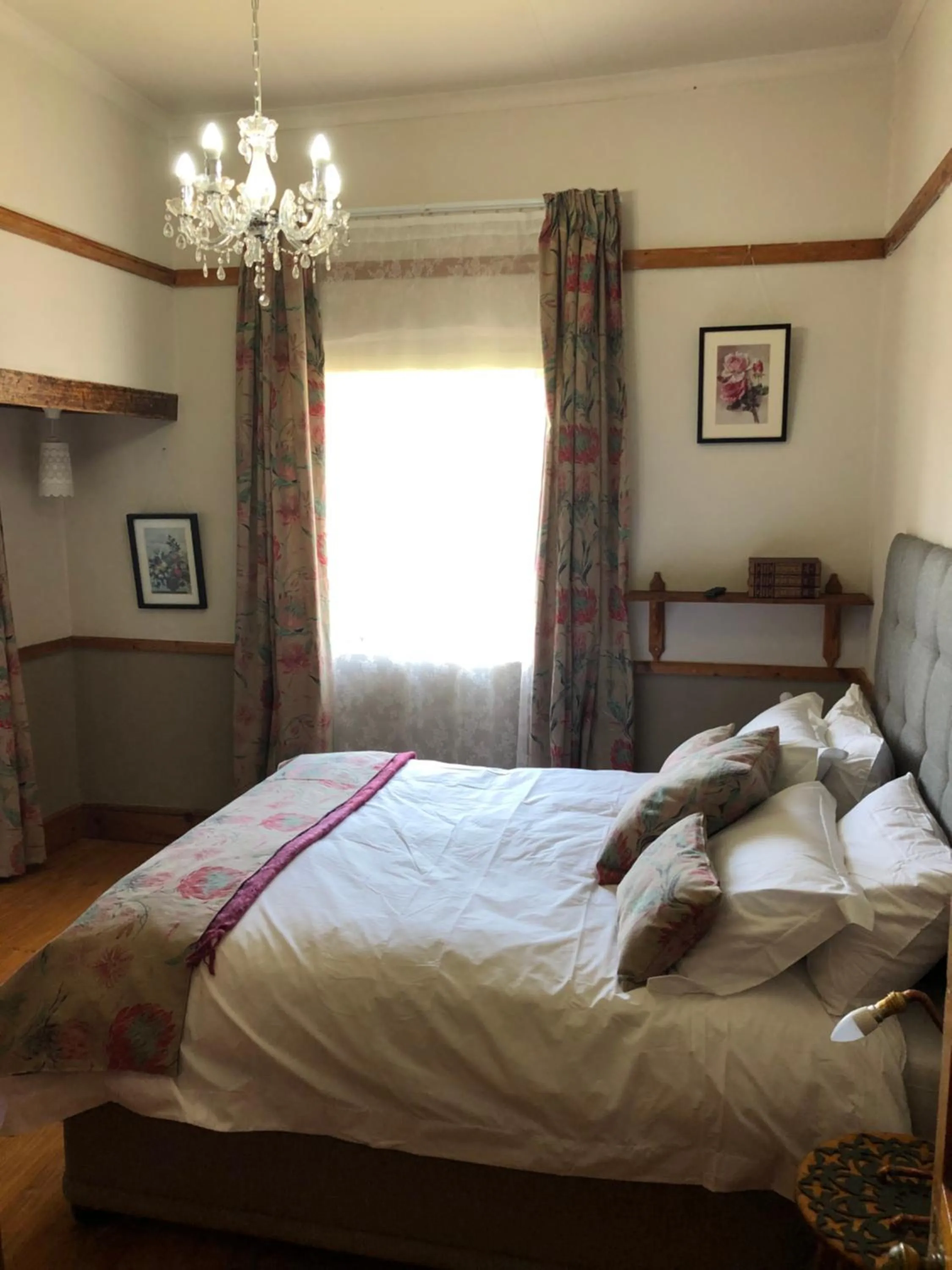 Bed in Apple and Rose