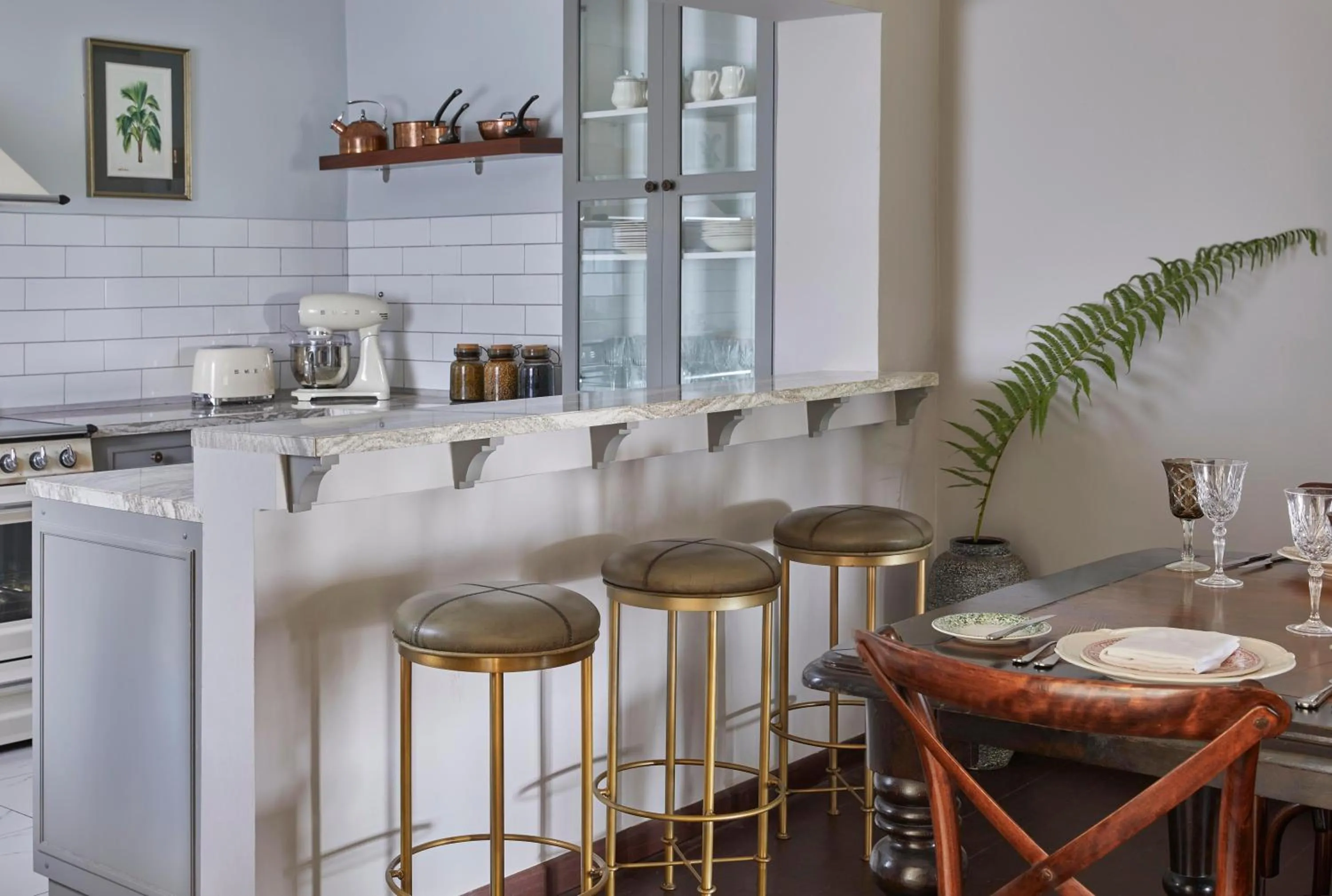 Restaurant/places to eat in One&Only Gorilla's Nest