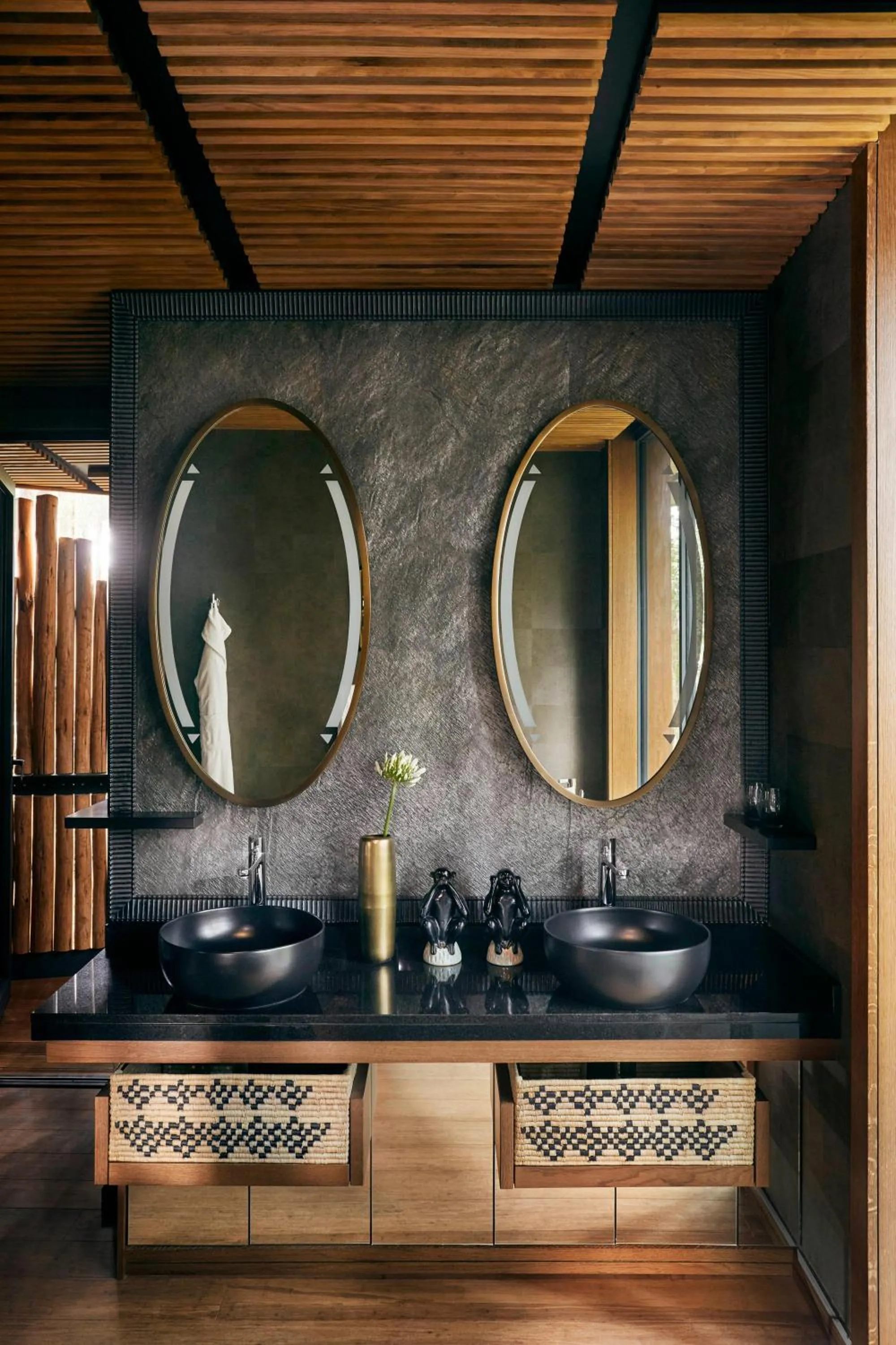 Bathroom in One&Only Gorilla's Nest