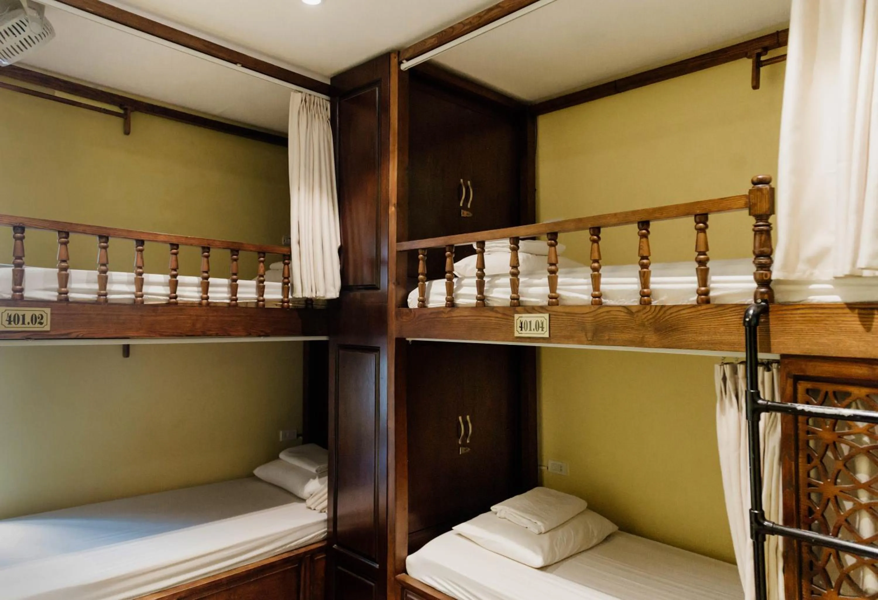 Bed in Tabalo Hostel Hanoi