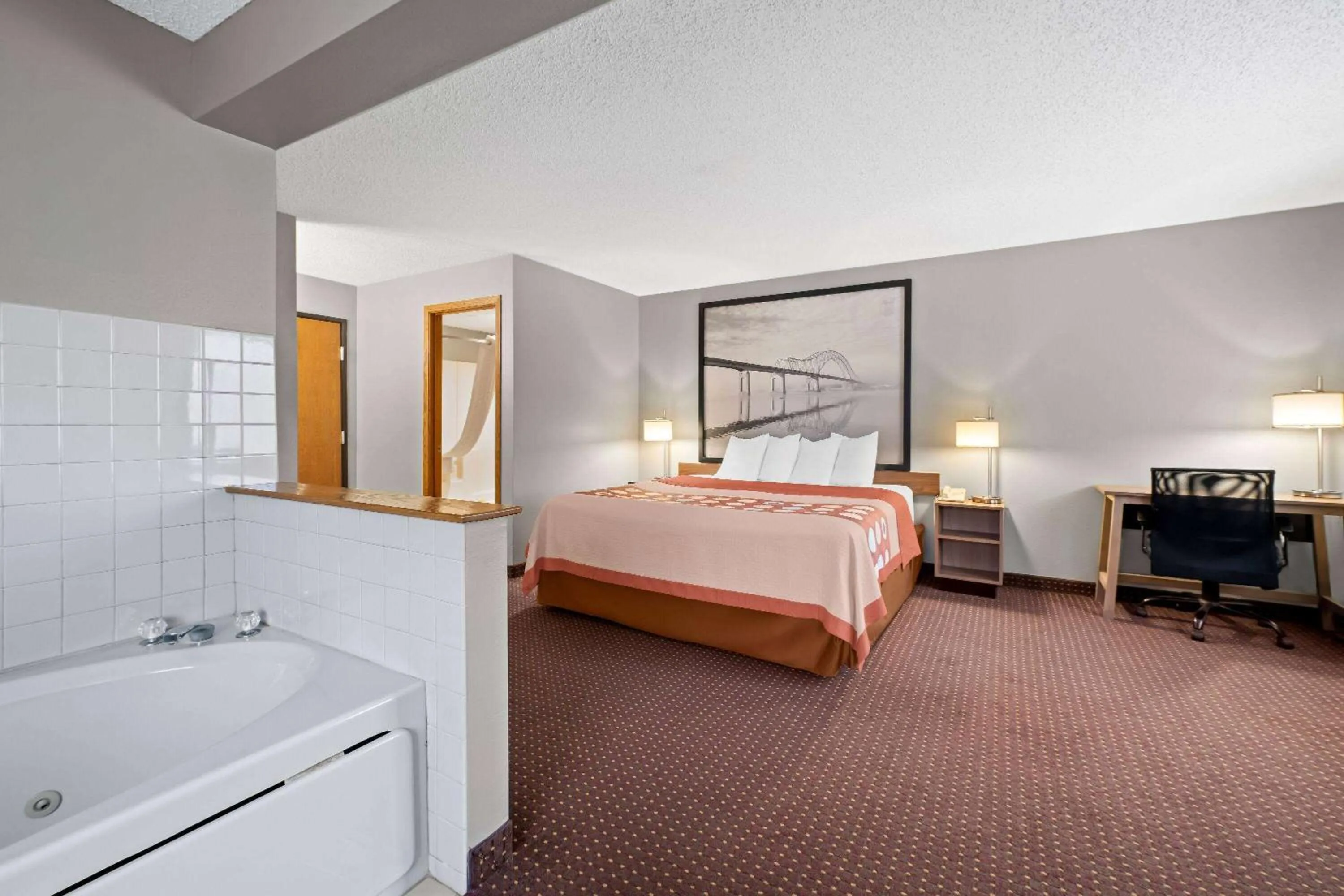 Photo of the whole room, Bed in Super 8 by Wyndham Waverly