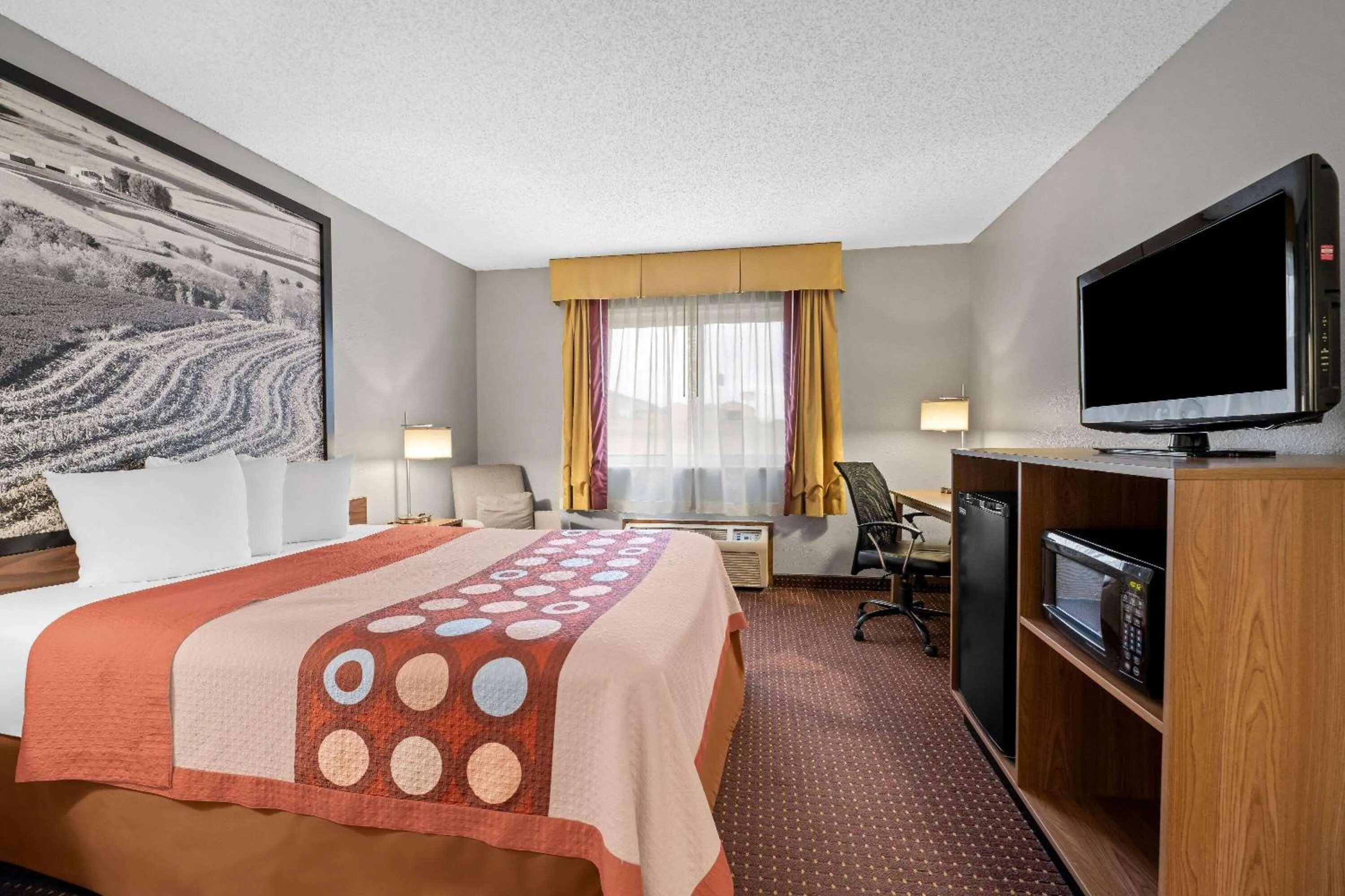 Bed in Super 8 by Wyndham Waverly