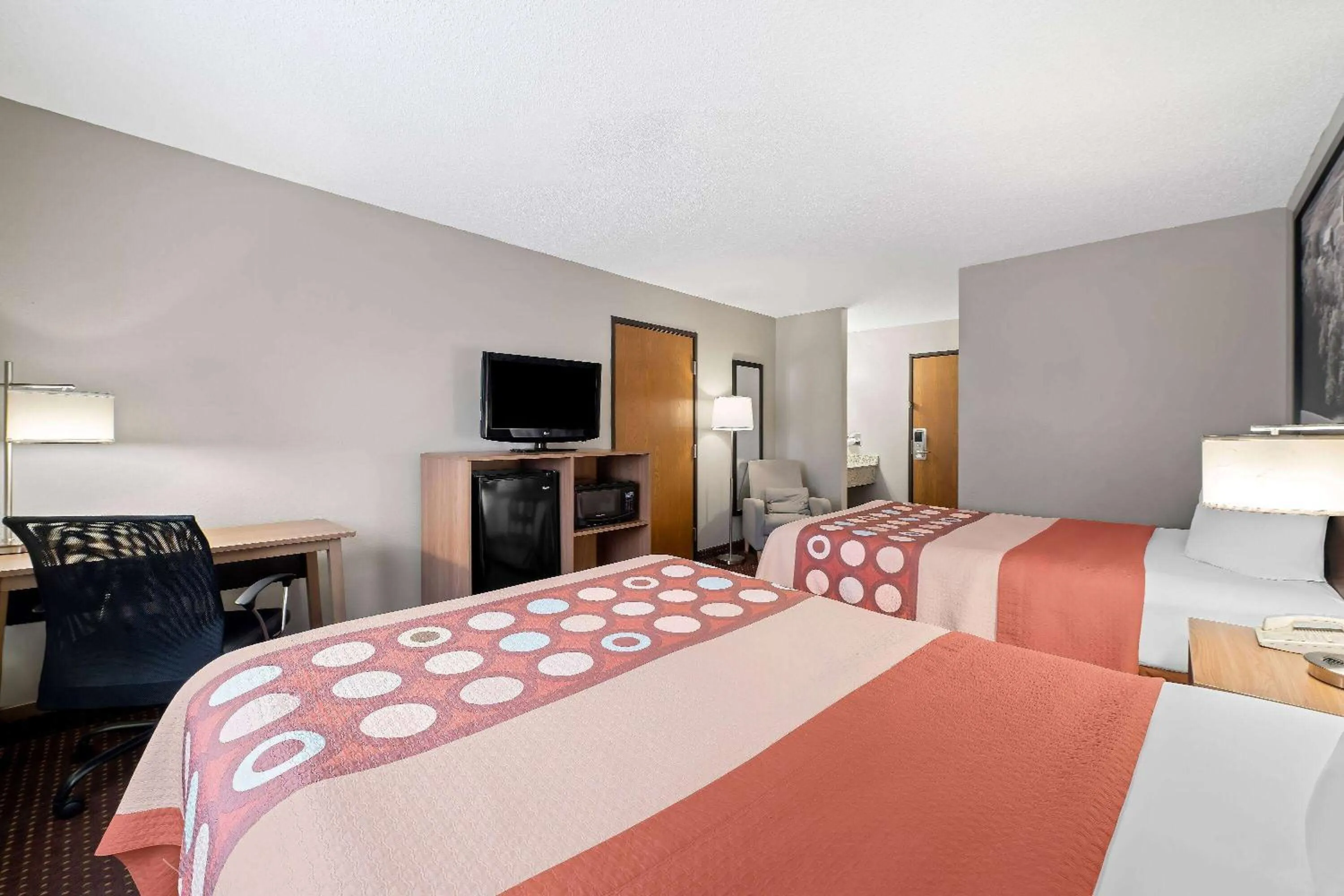 Bed in Super 8 by Wyndham Waverly