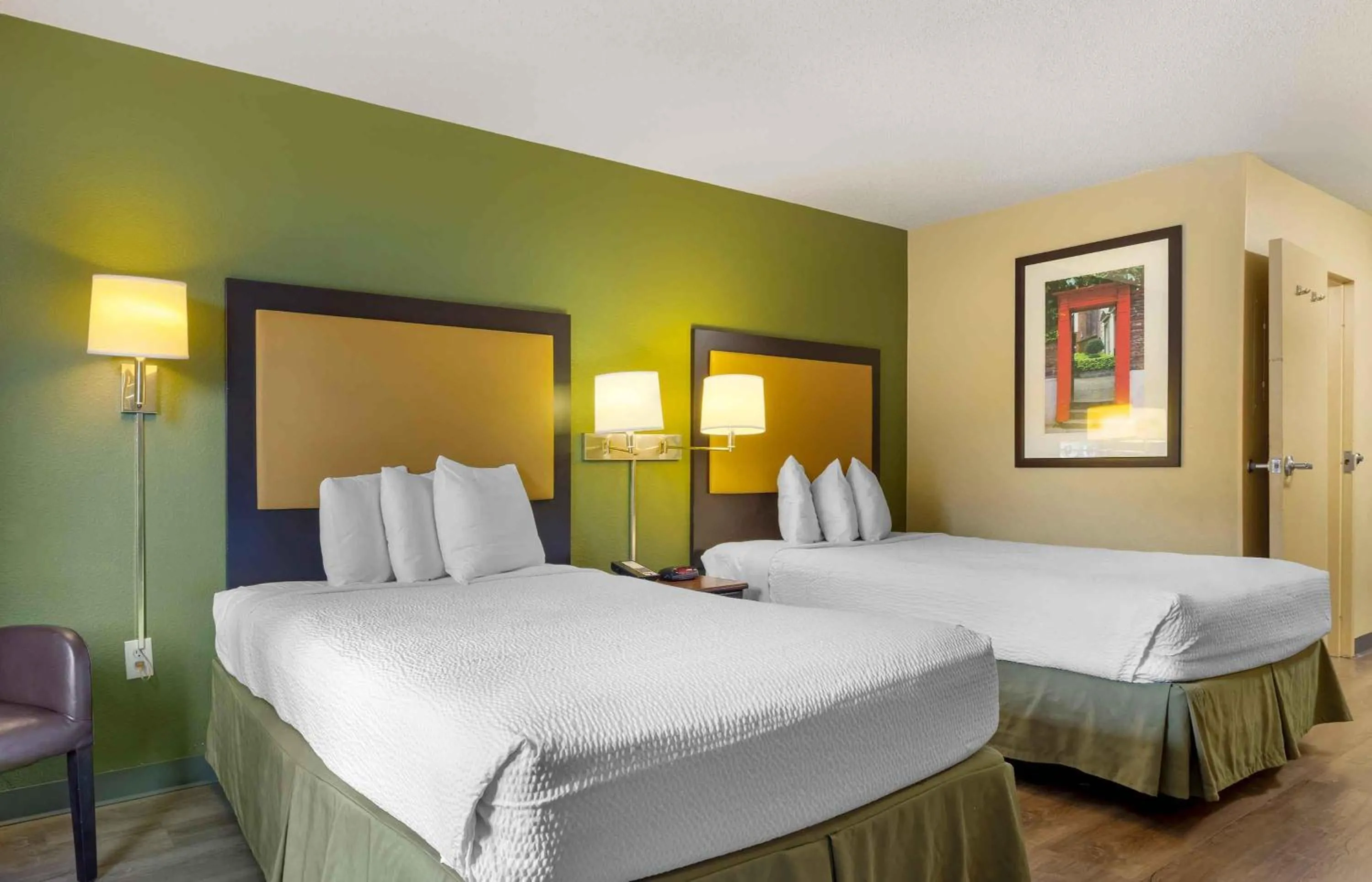 Bedroom, Bed in Extended Stay America Suites - Houston - NASA - Johnson Space Center