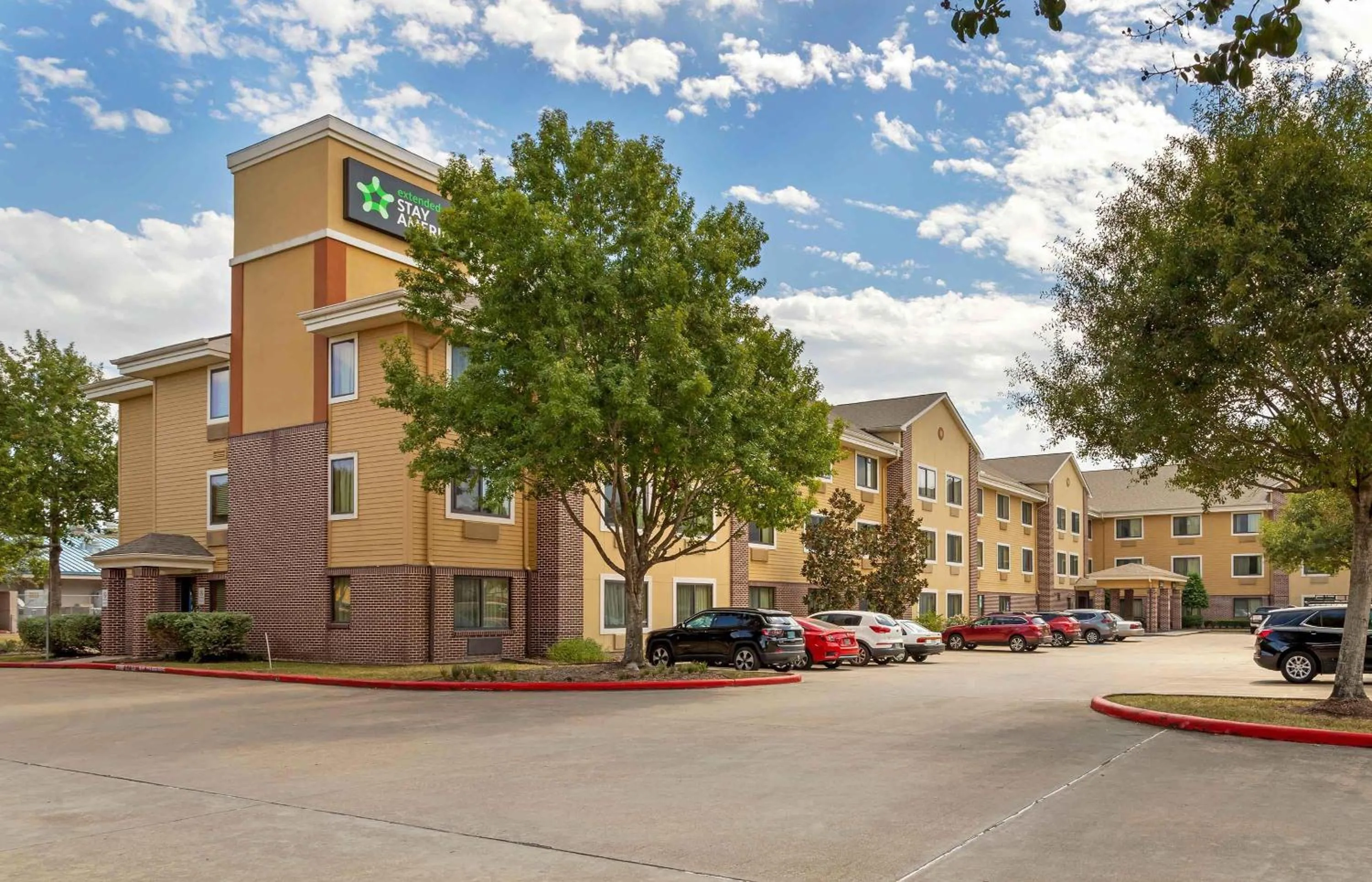 Property building in Extended Stay America Suites - Houston - NASA - Johnson Space Center