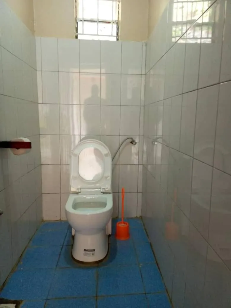 Bathroom in Sipi Traveller's Lodge