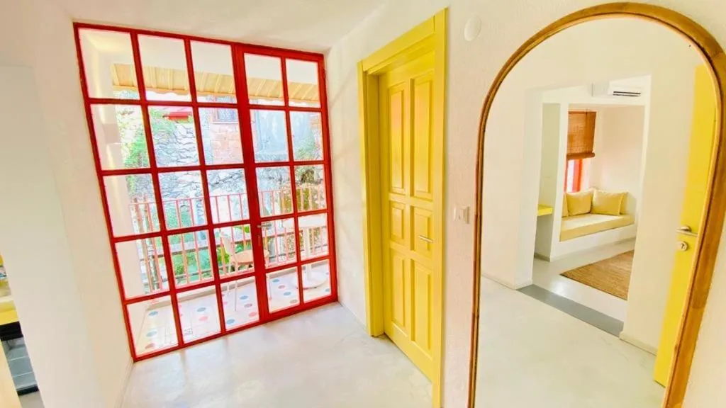 Balcony/Terrace, Bed in Bono Hotel Old Town