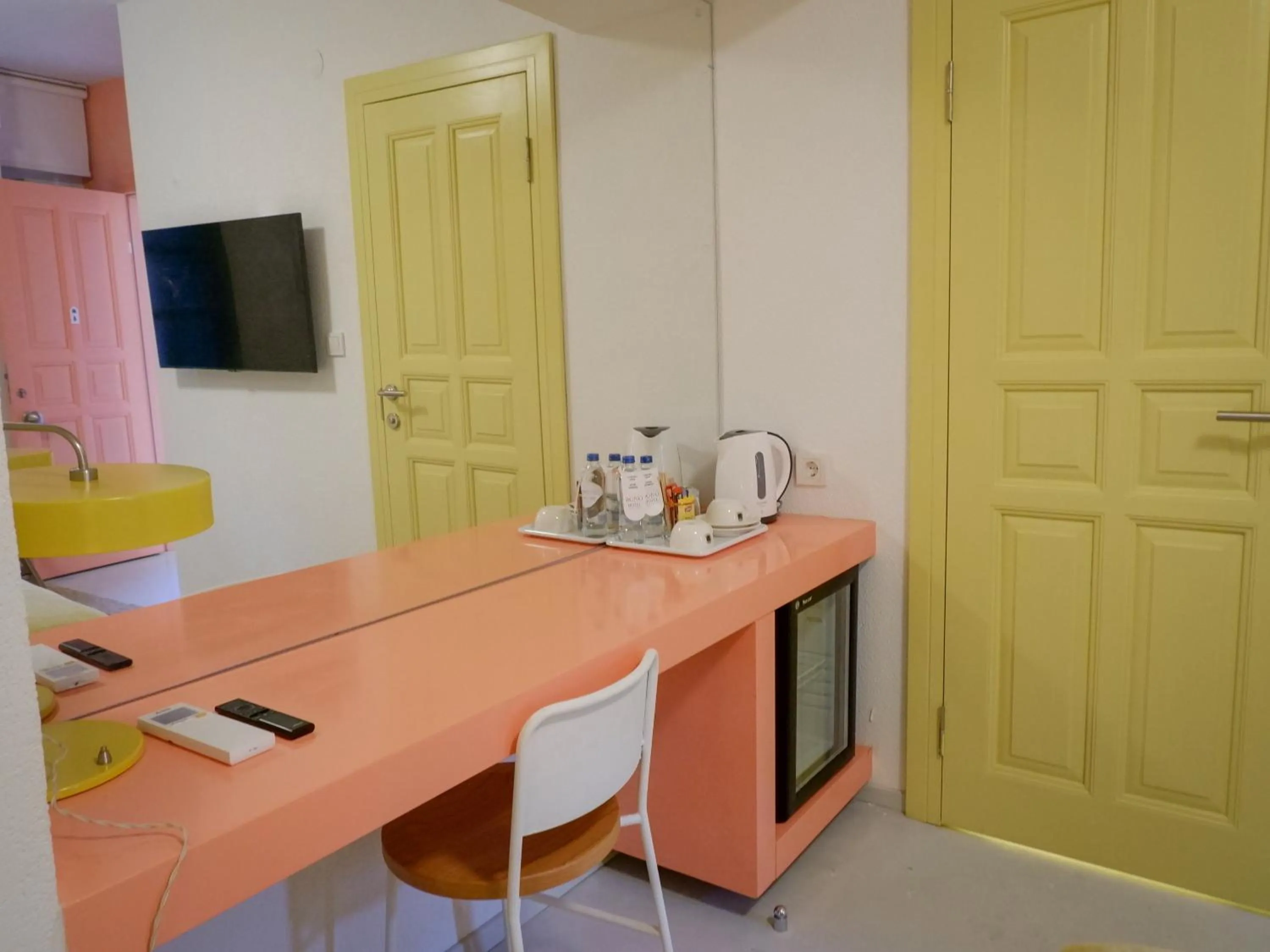 TV and multimedia in Bono Hotel Old Town