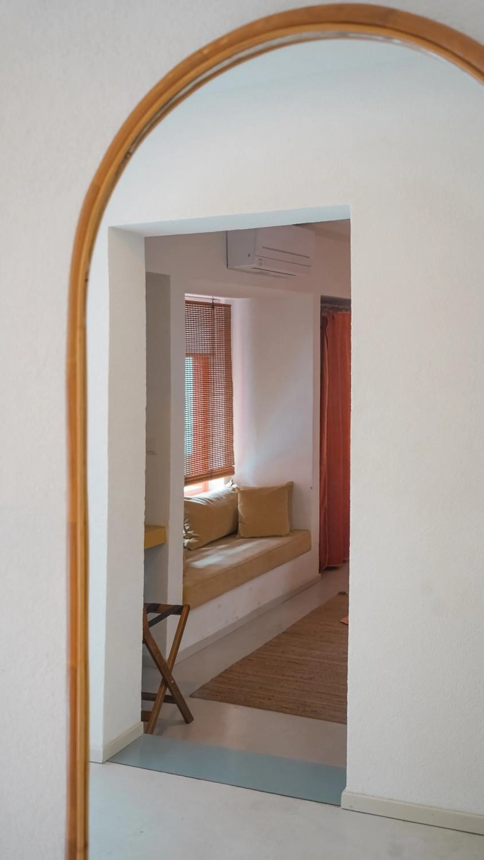 Seating area, Bed in Bono Hotel Old Town