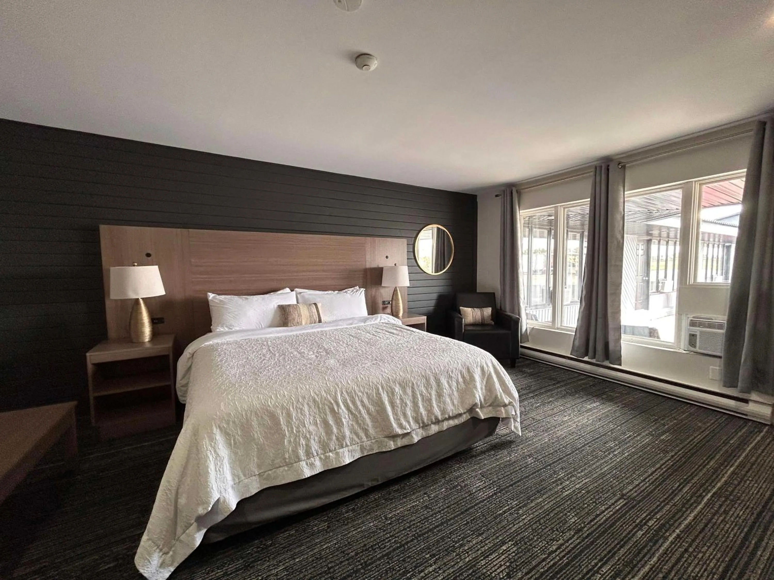 Bedroom, Bed in SureStay by Best Western Kapuskasing