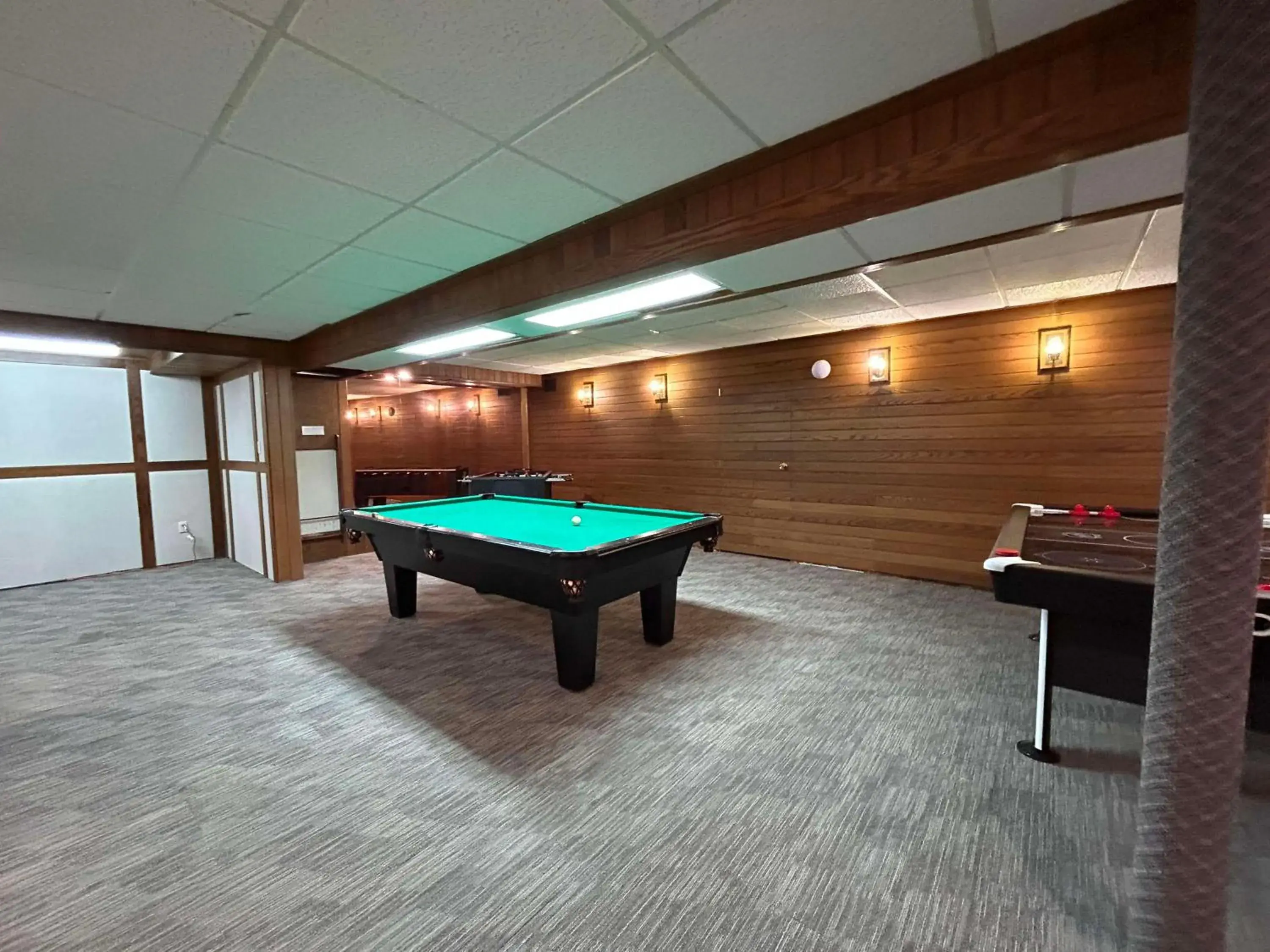 Property building in SureStay by Best Western Kapuskasing Property building in SureStay by Best Western Kapuskasing