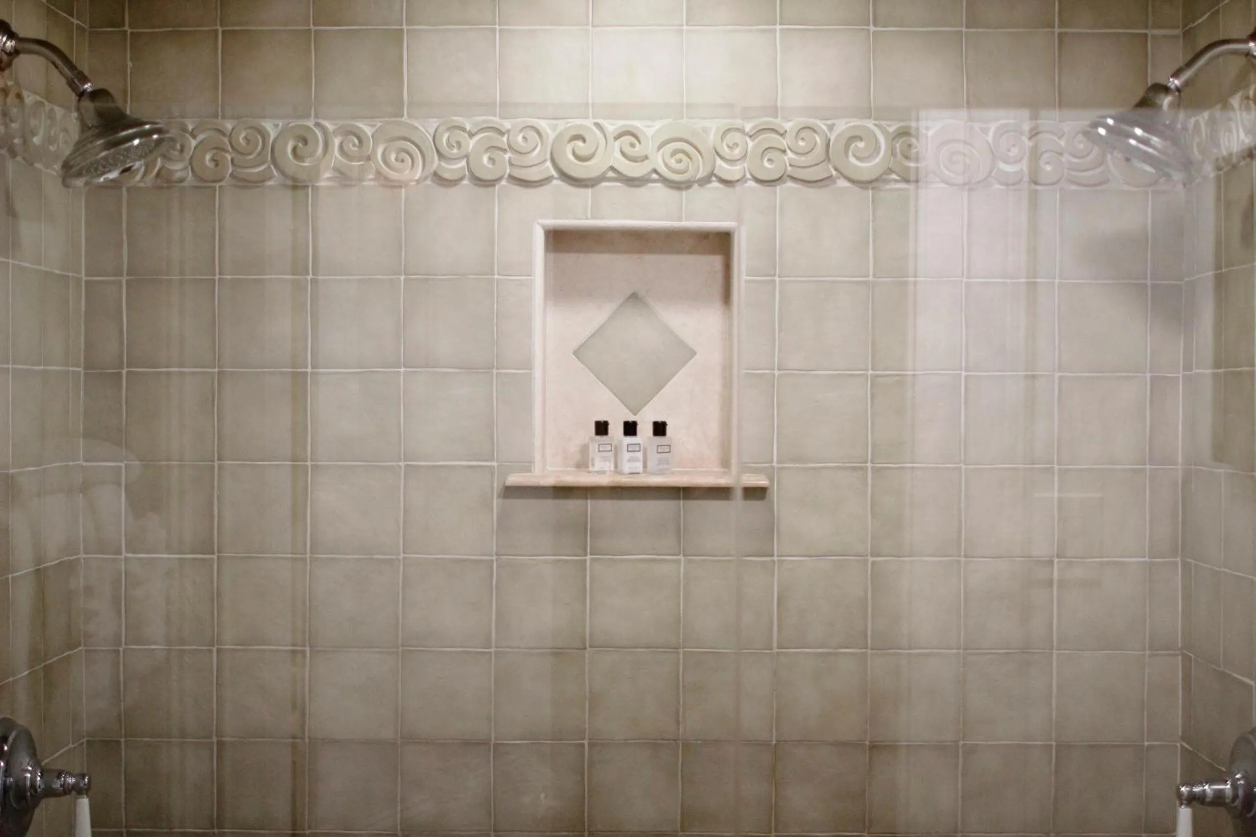 Bathroom in Bayfront Westcott House Bed & Breakfast