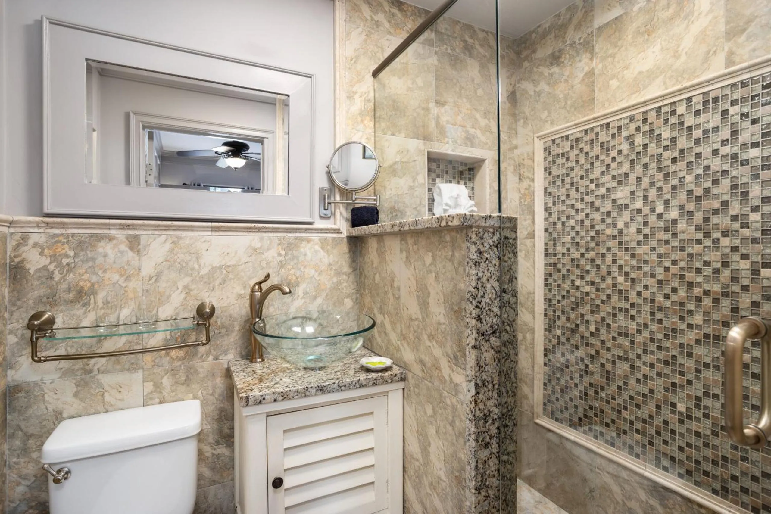 Bathroom in Bayfront Westcott House Bed & Breakfast