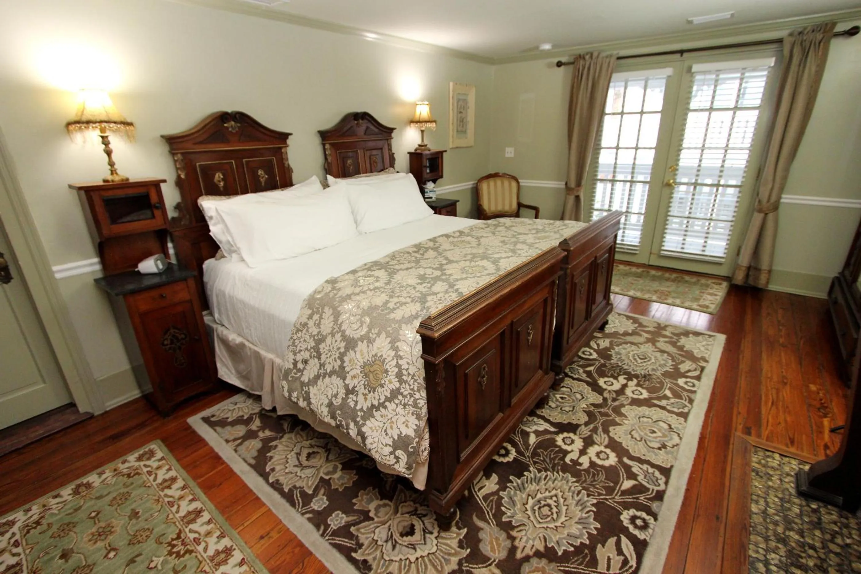 Photo of the whole room, Bed in Bayfront Westcott House Bed & Breakfast