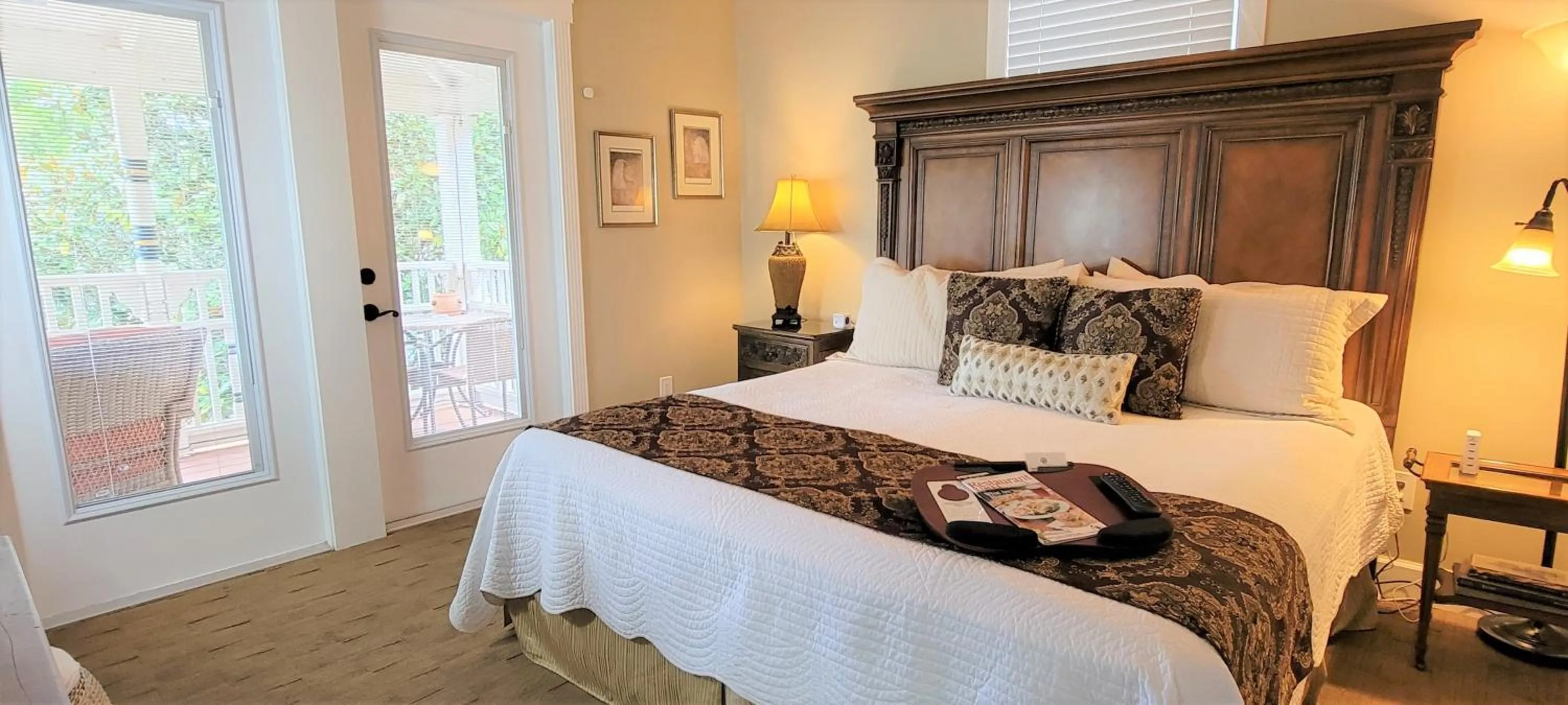 Bedroom, Bed in At Journey's End