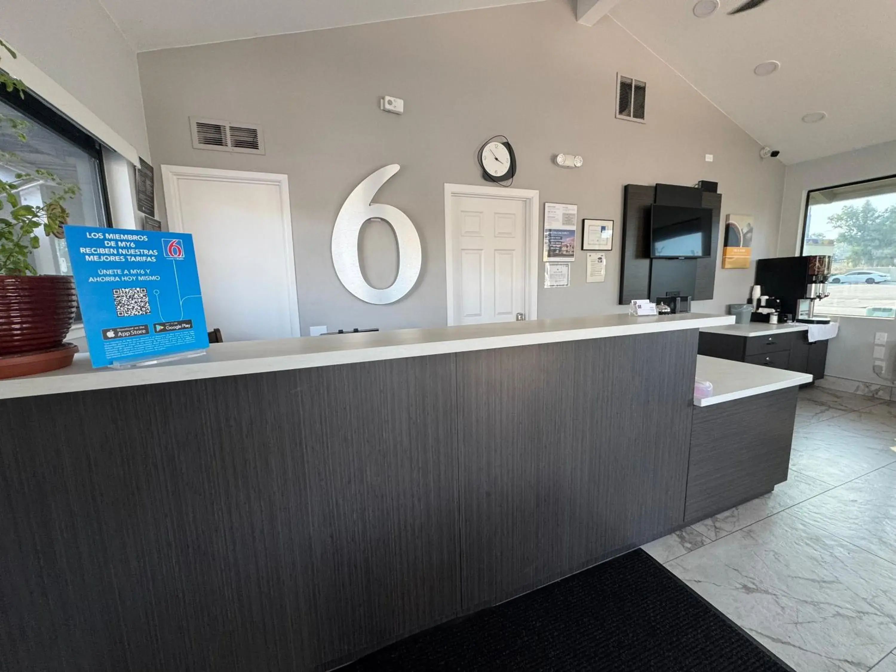 Lobby or reception in Motel 6-Willows, CA Lobby or reception in Motel 6-Willows, CA