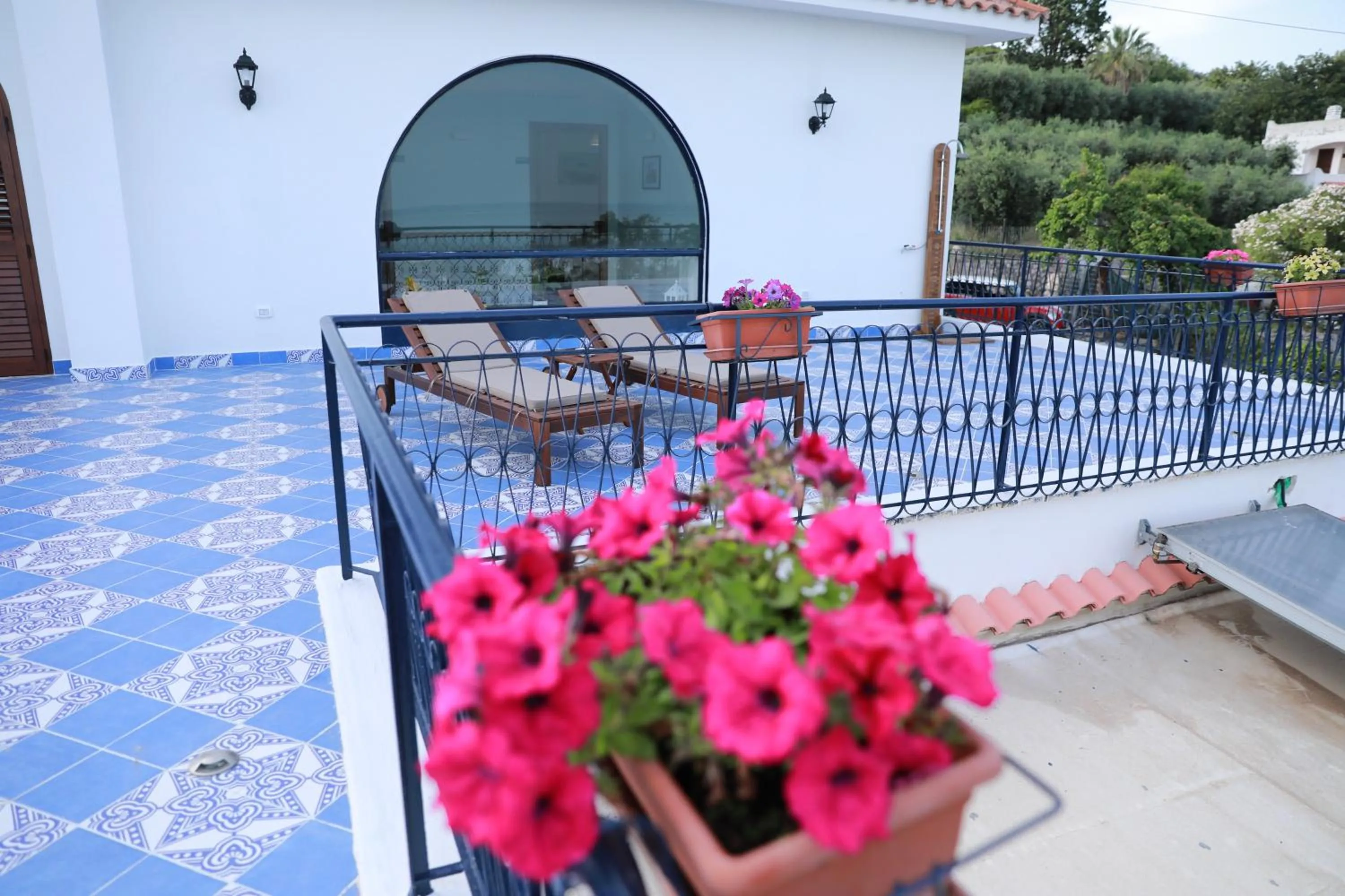 Balcony/Terrace in Gli archi sul mare