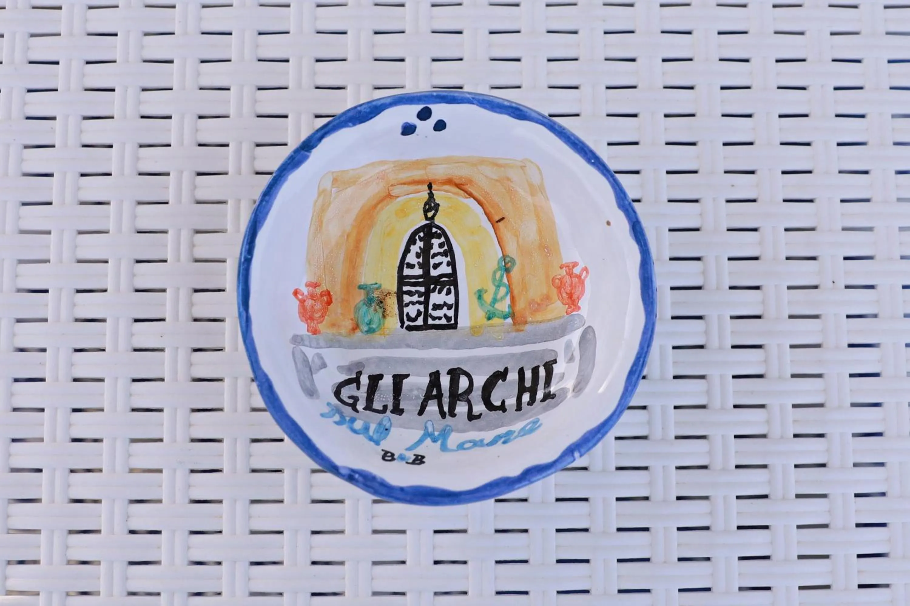 Property building in Gli archi sul mare