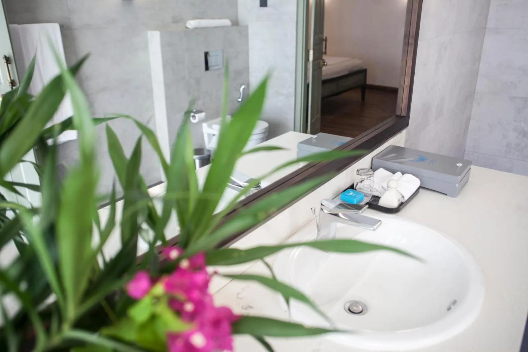 Bathroom in Angel Beach Unawatuna