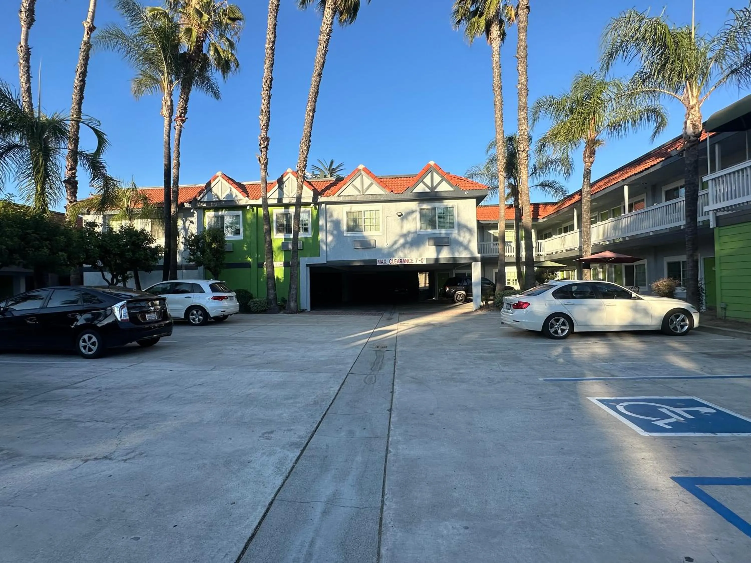 Garden Inn San Gabriel