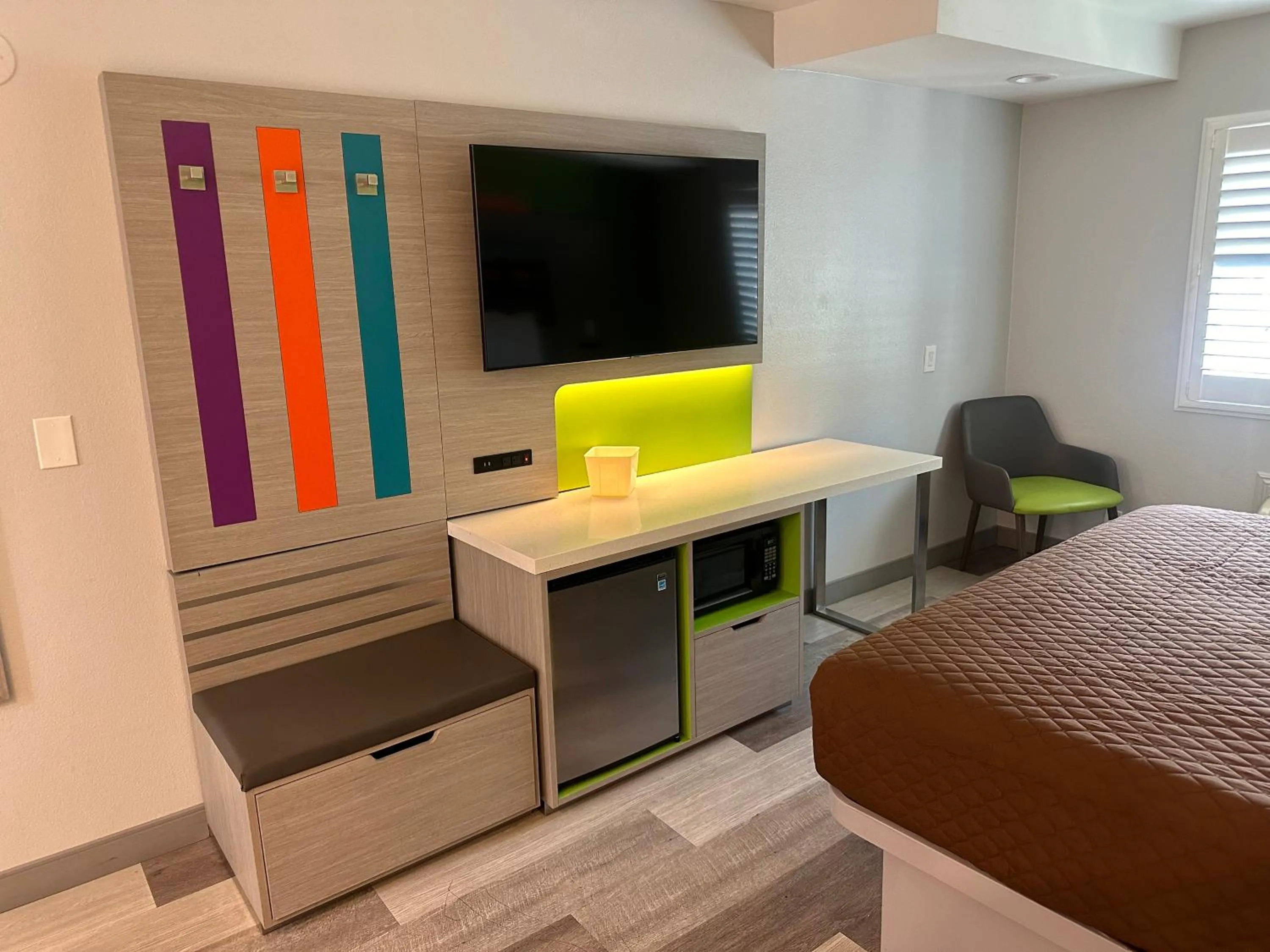 Bed in Garden Inn San Gabriel