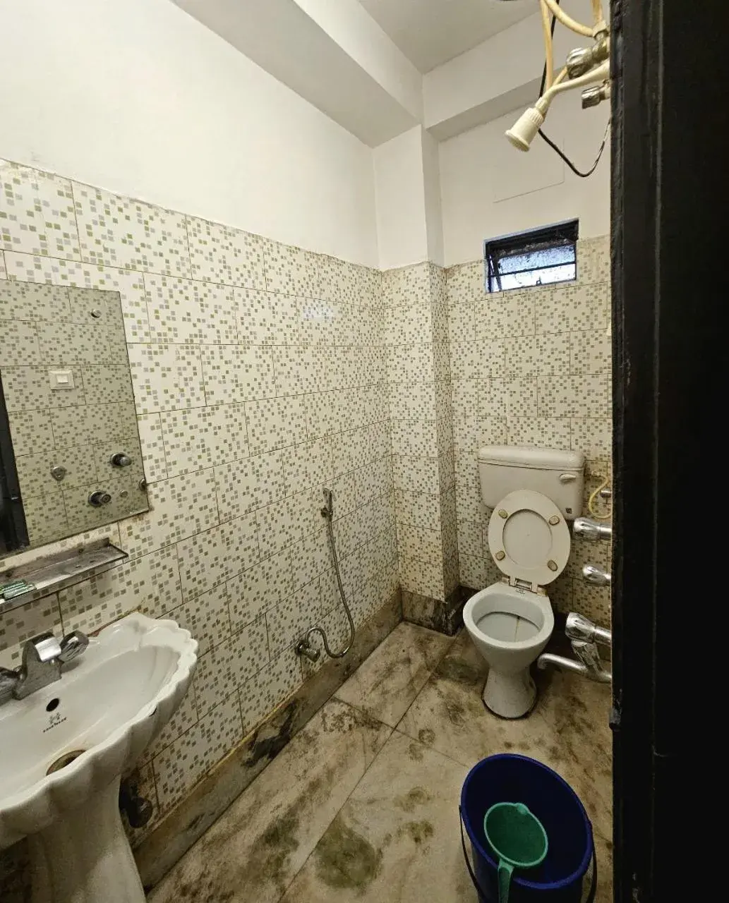 Budget Twin Room in Hotel Vishal Budget Twin Room in Hotel Vishal