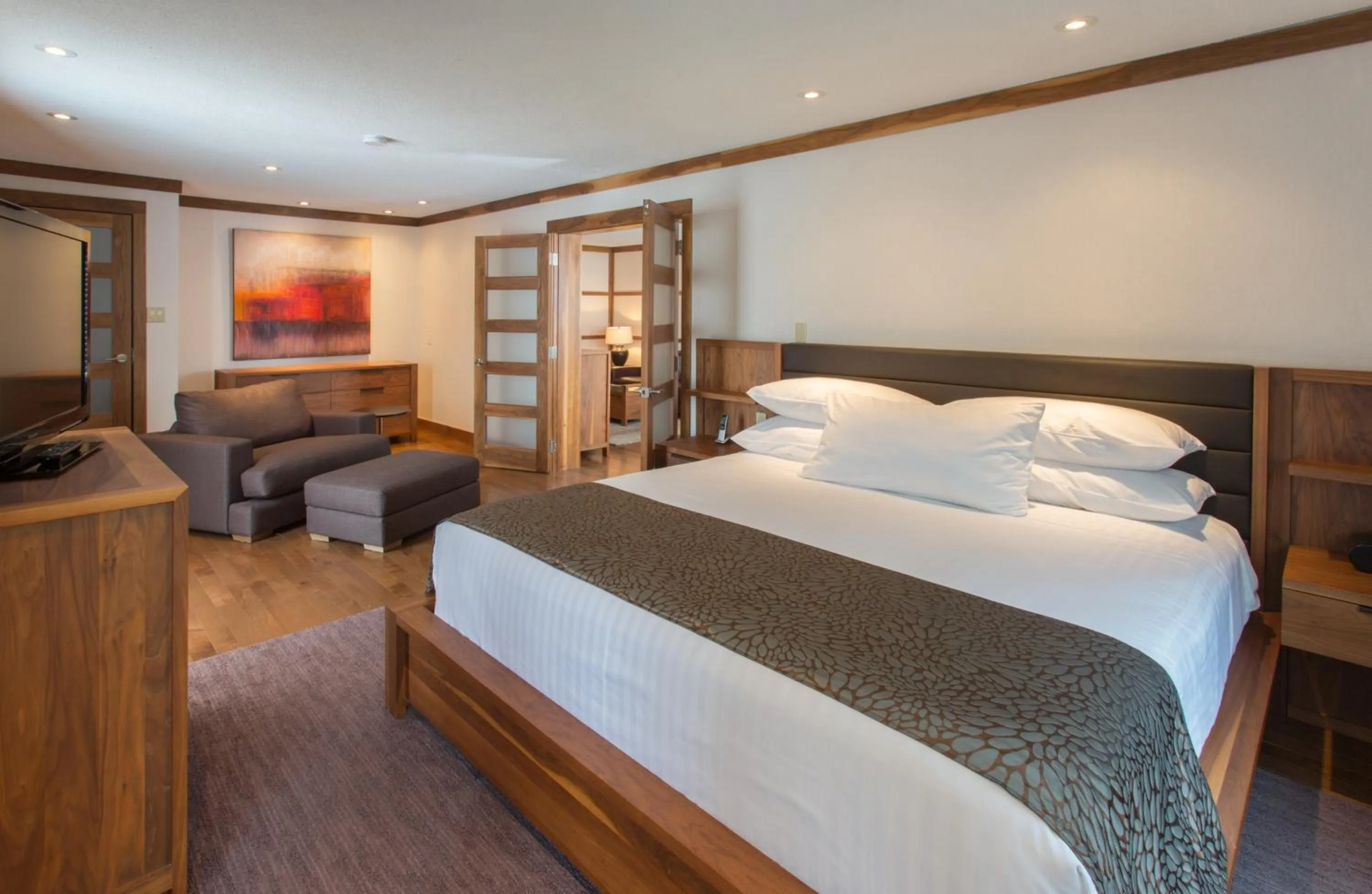 Bed in Atlantic Host Hotel, Trademark Collection by Wyndham