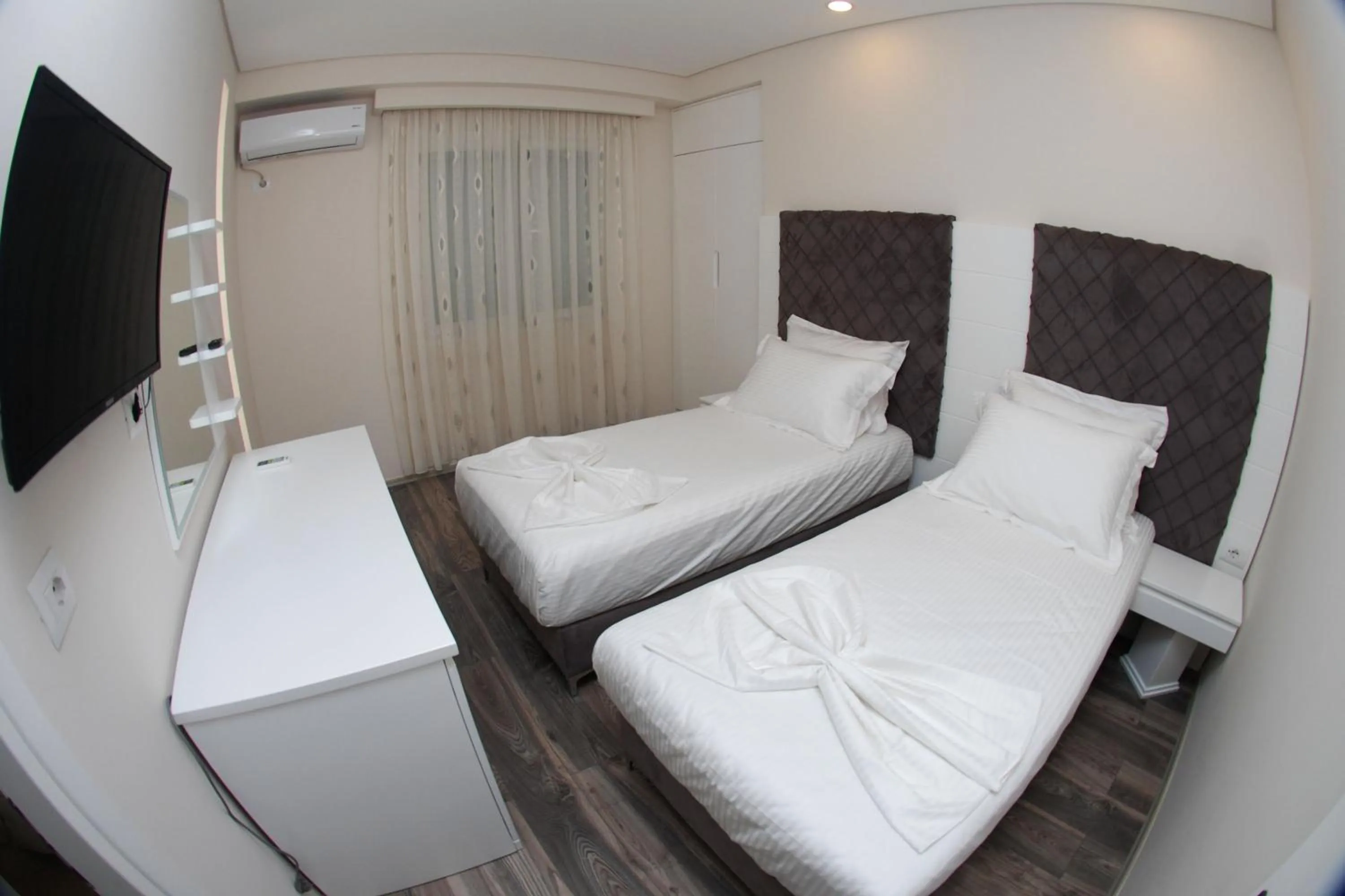Bed in Hotel Ramo Saranda