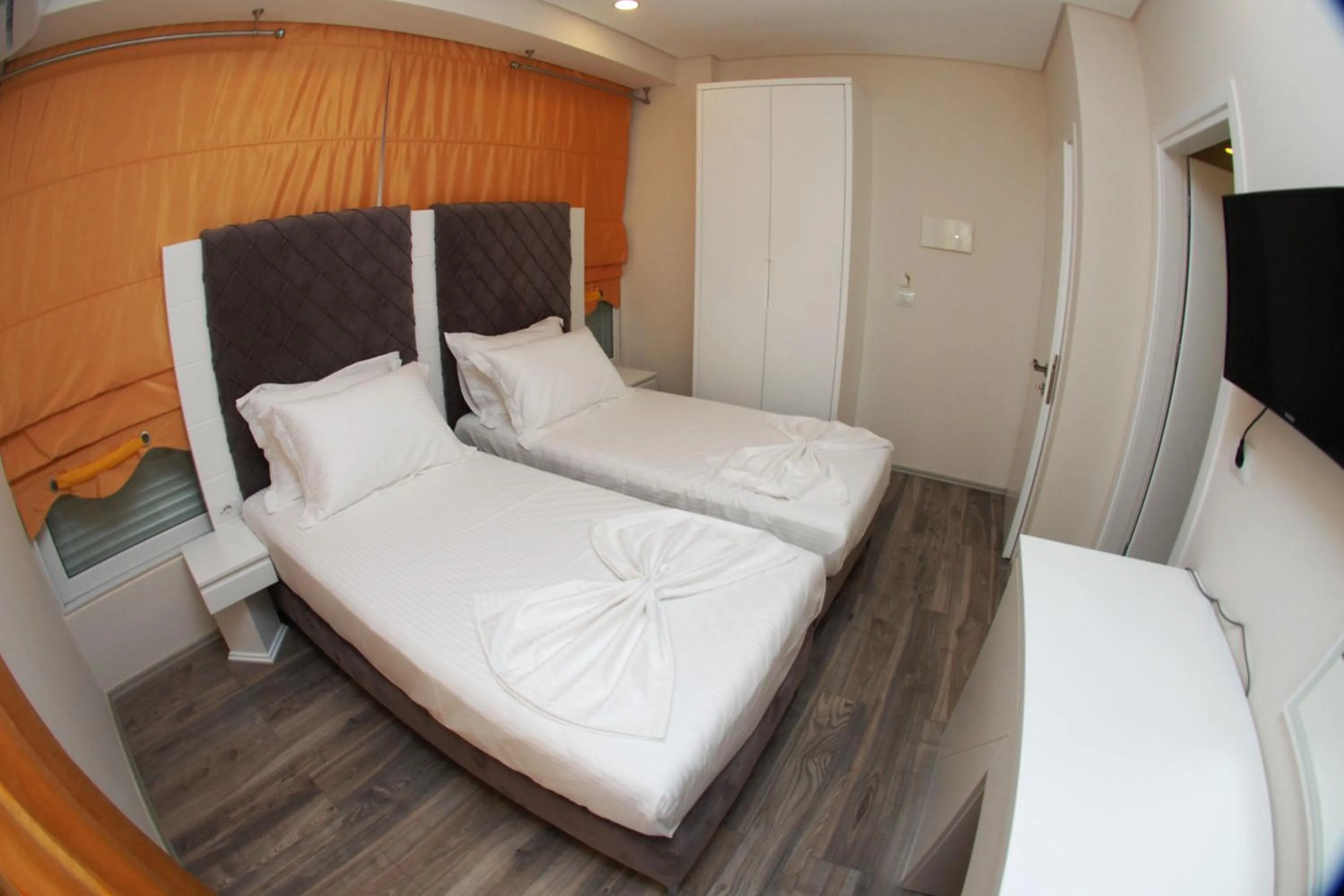 Bed in Hotel Ramo Saranda