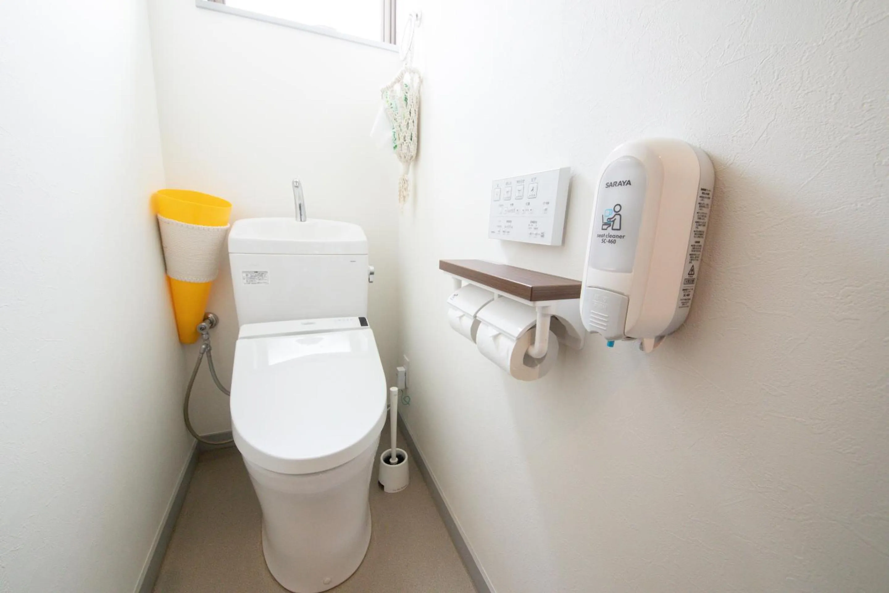 Toilet in tune Hostel（ツネホステル館山）