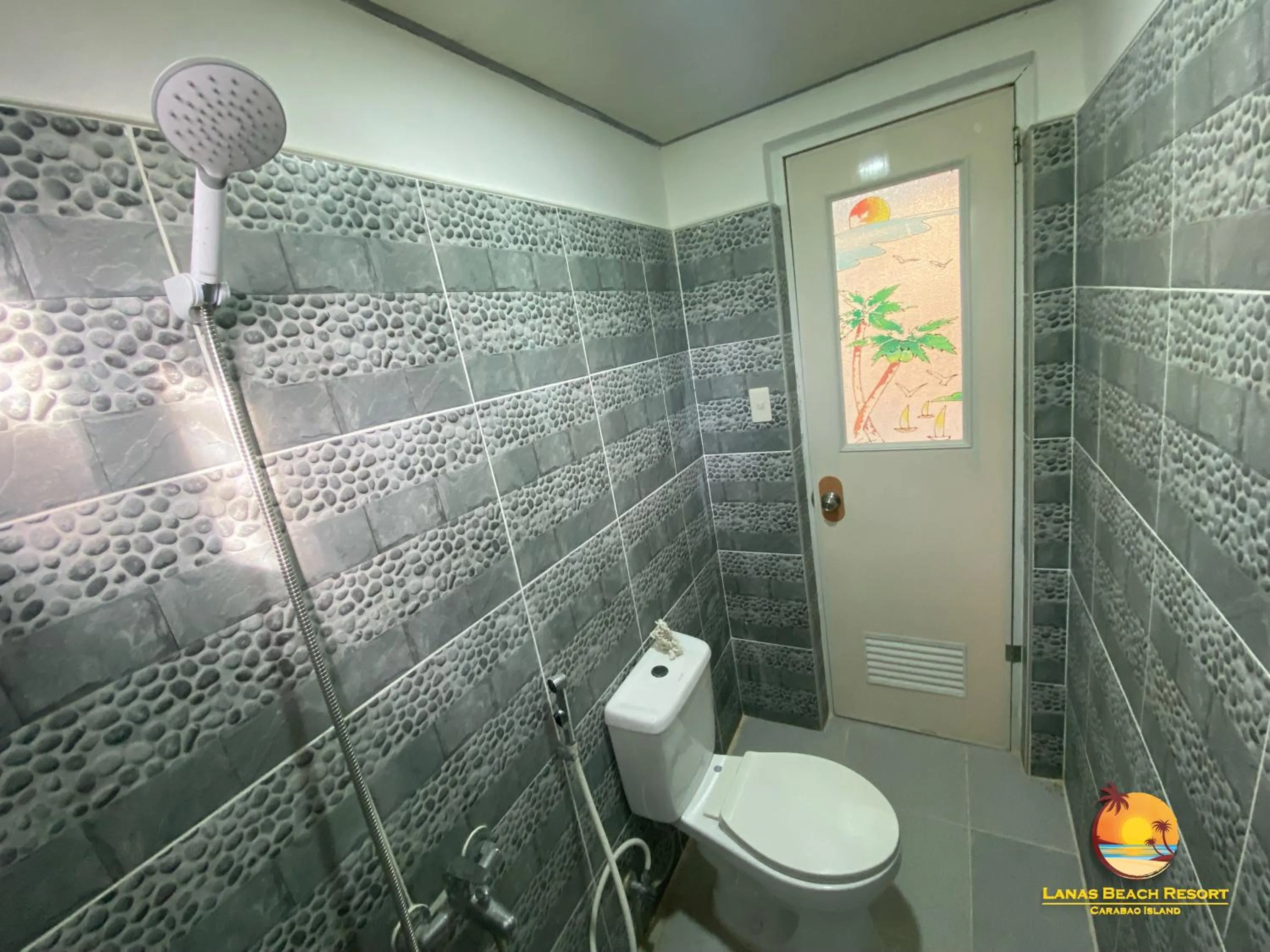 Bathroom in Lanas Beach Resort Carabao Island